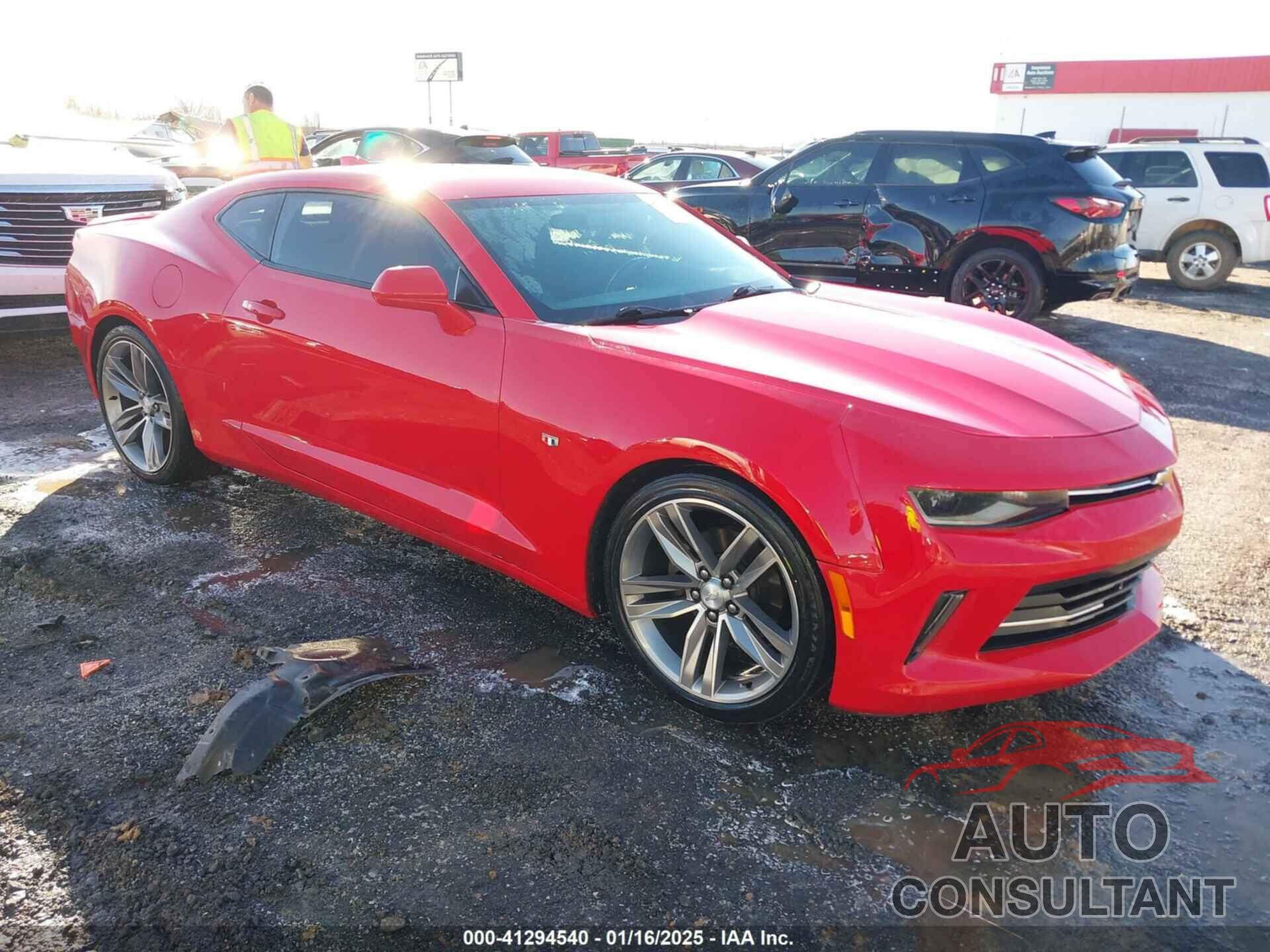 CHEVROLET CAMARO 2018 - 1G1FB1RS8J0120203