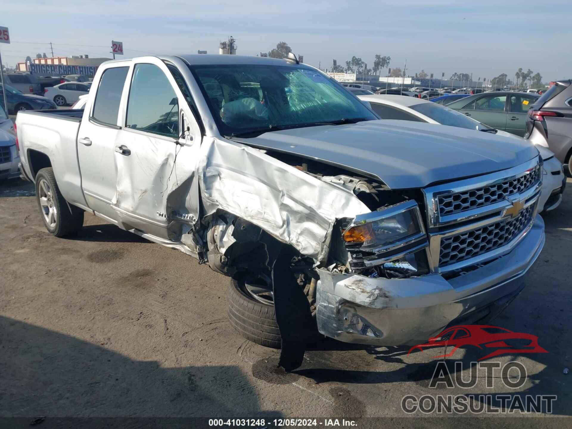 CHEVROLET SILVERADO 1500 2015 - 1GCRCREH9FZ431958