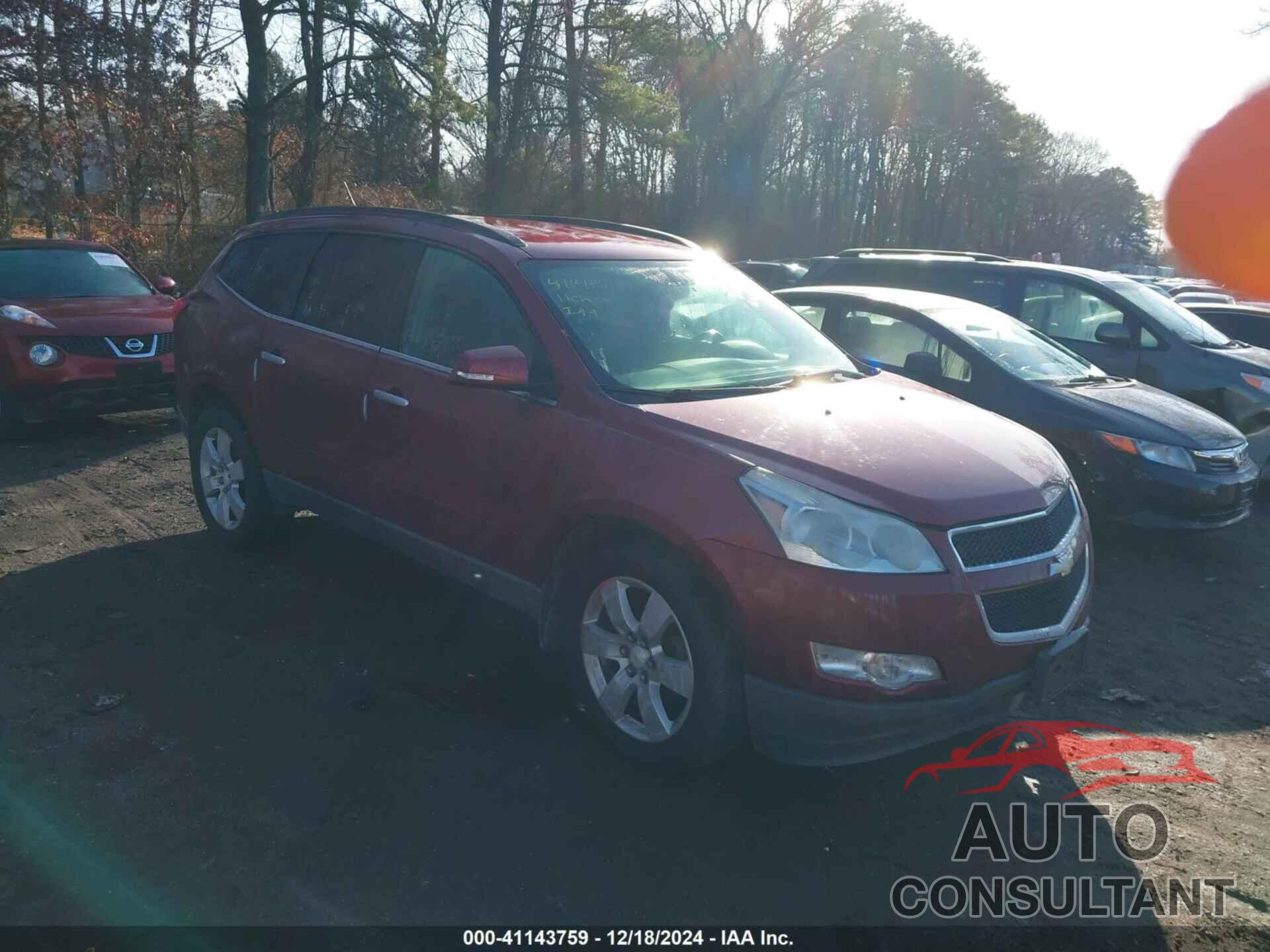 CHEVROLET TRAVERSE 2011 - 1GNKRGED2BJ262075