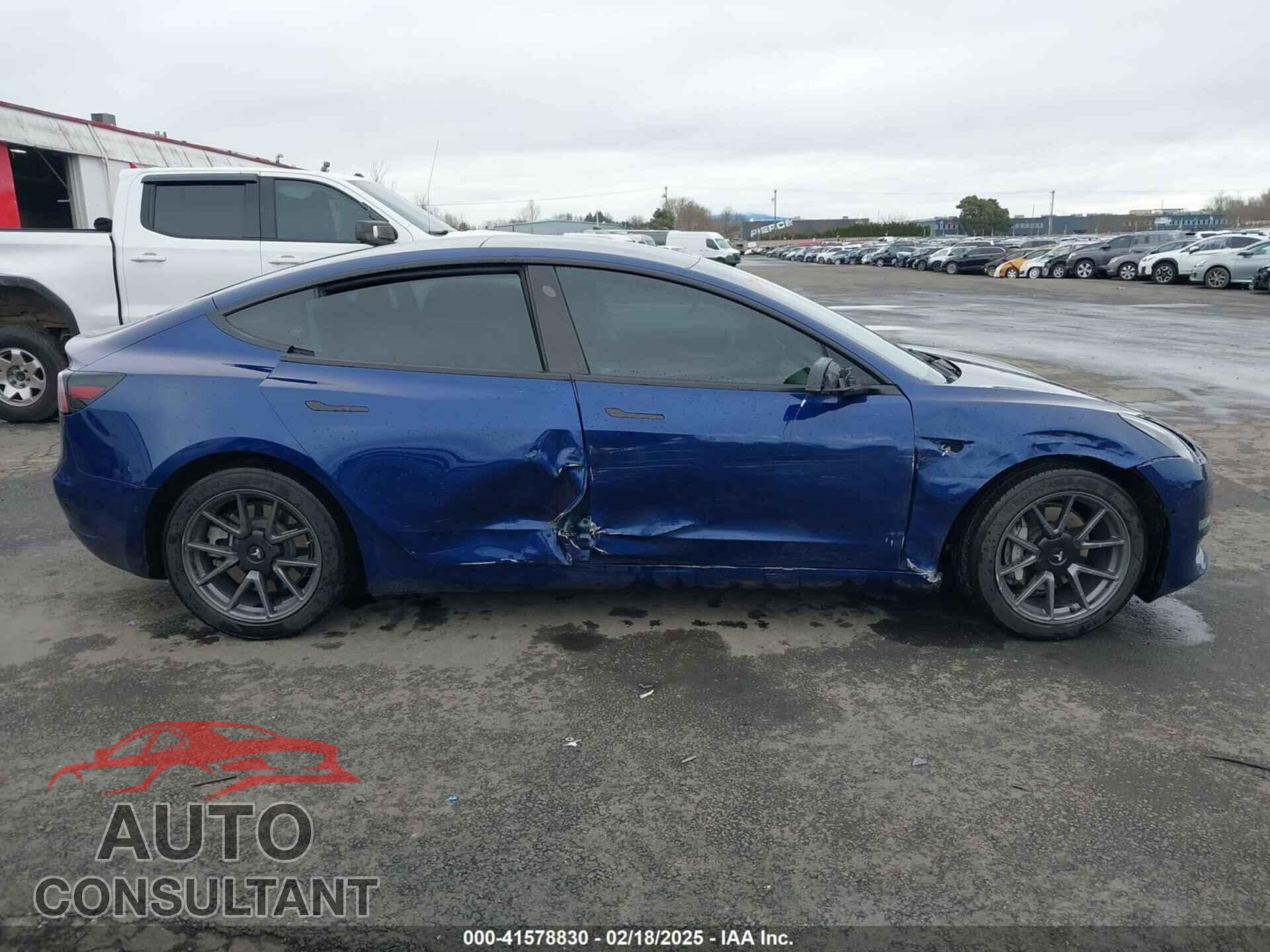 TESLA MODEL 3 2022 - 5YJ3E1EB8NF136660