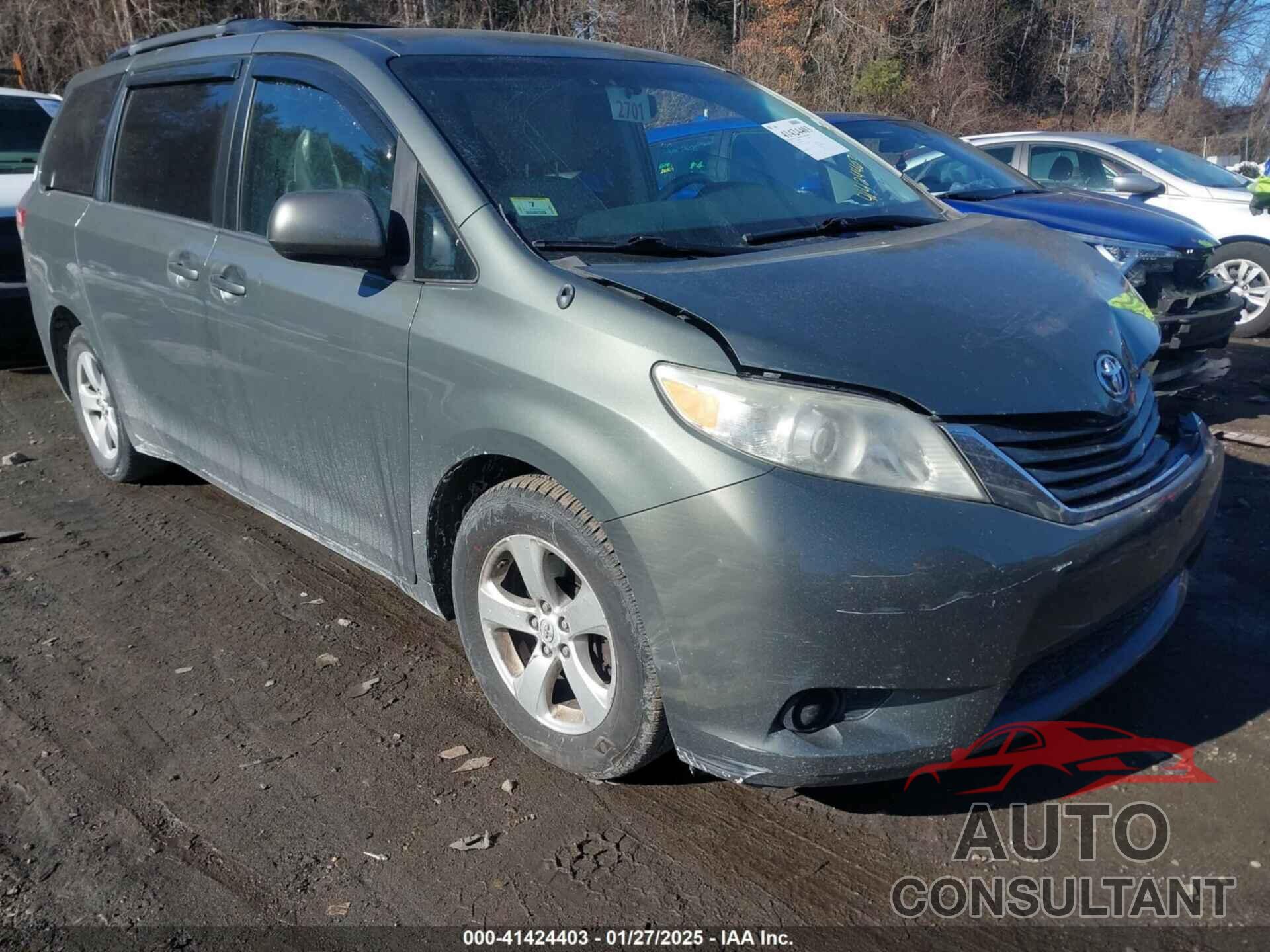 TOYOTA SIENNA 2013 - 5TDKK3DC5DS402589