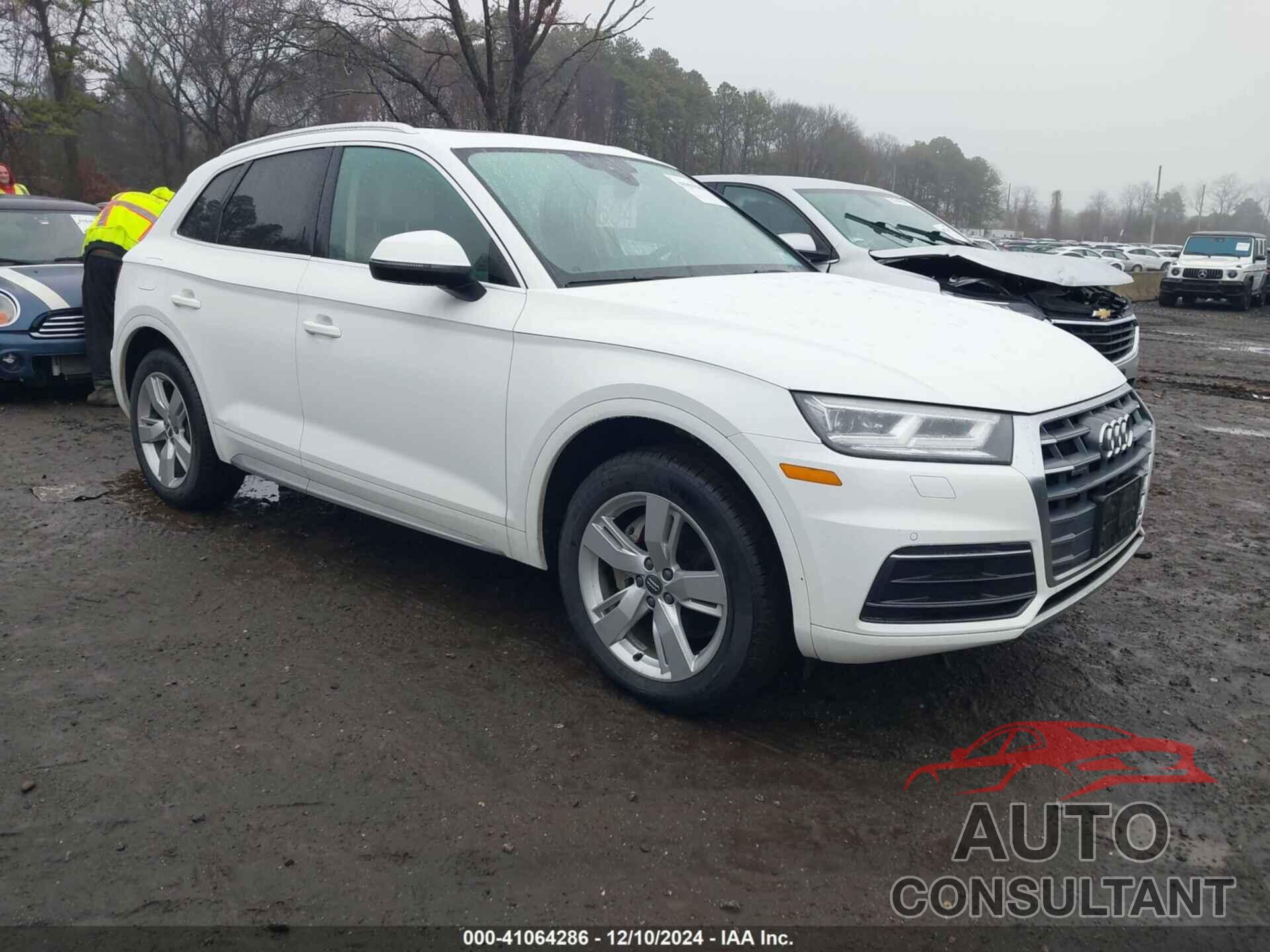 AUDI Q5 2018 - WA1BNAFY6J2209630