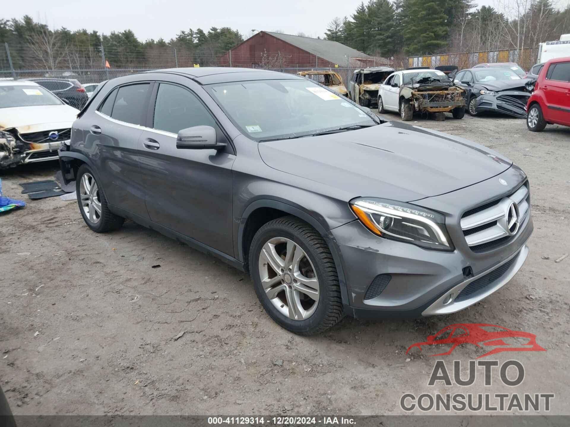 MERCEDES-BENZ GLA 2016 - WDCTG4GB2GJ208872