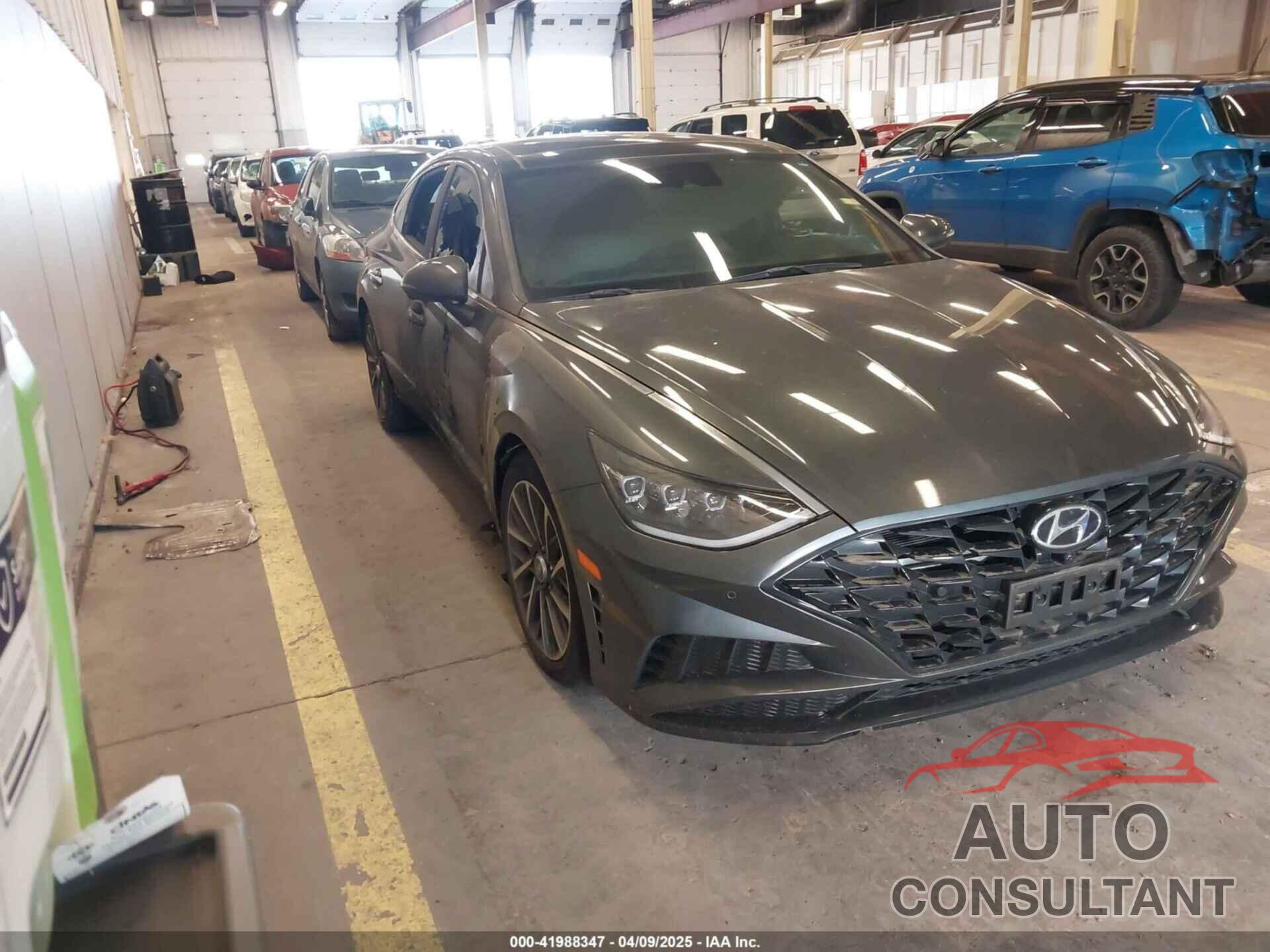HYUNDAI SONATA 2023 - KMHL34J23PA281075