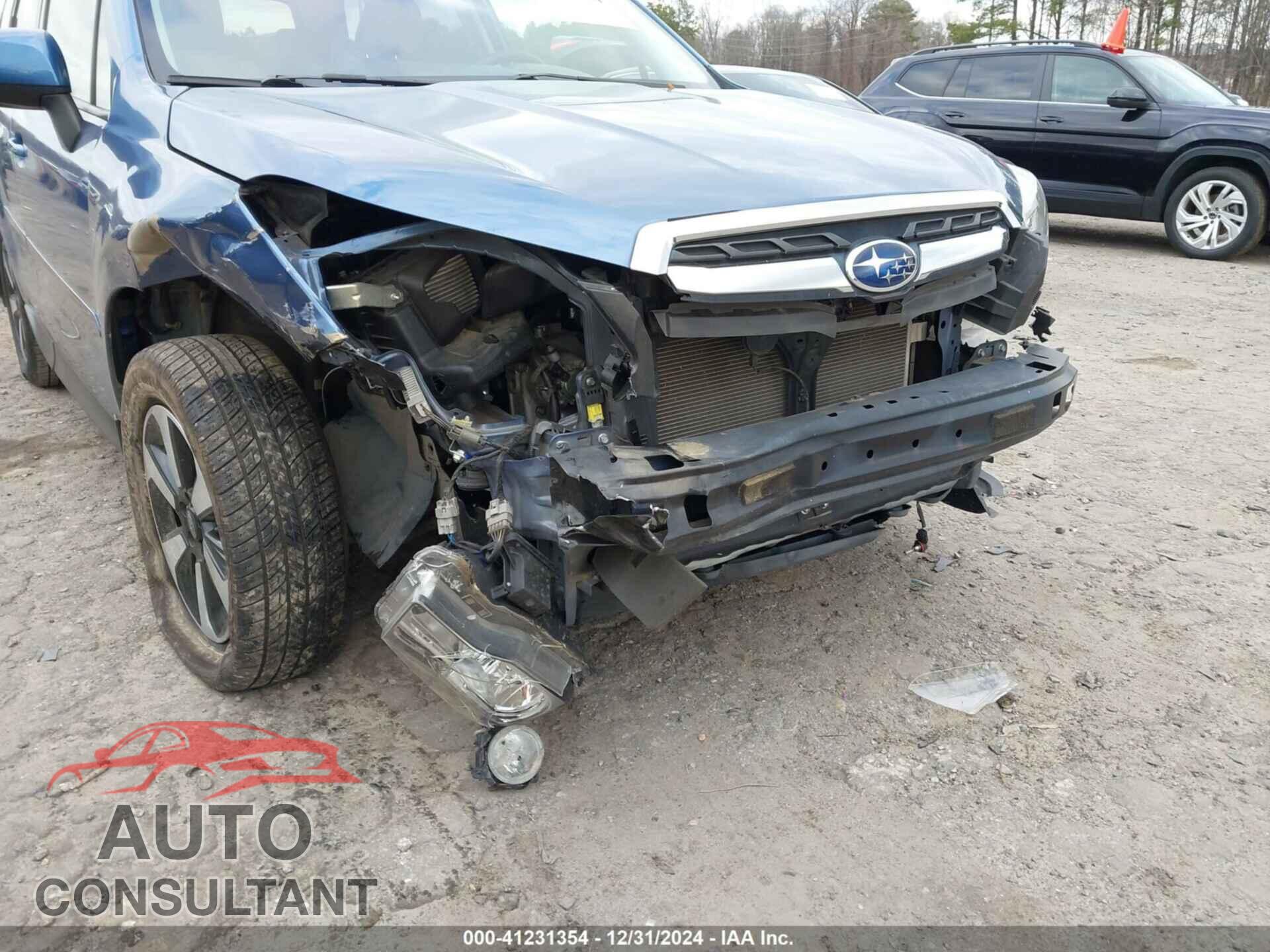 SUBARU FORESTER 2017 - JF2SJAGC2HH567482