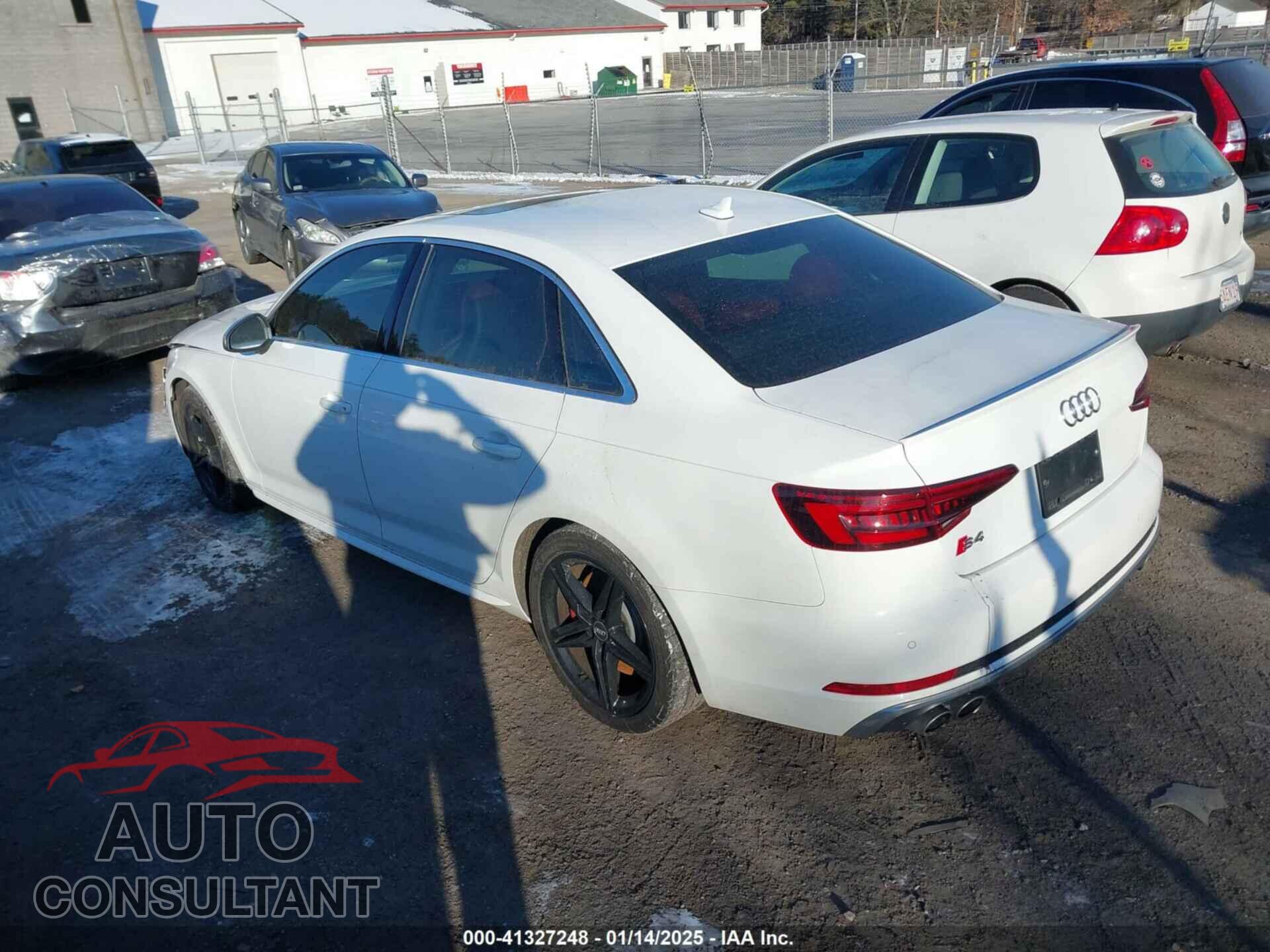 AUDI S4 2019 - WAUB4AF46KA042437