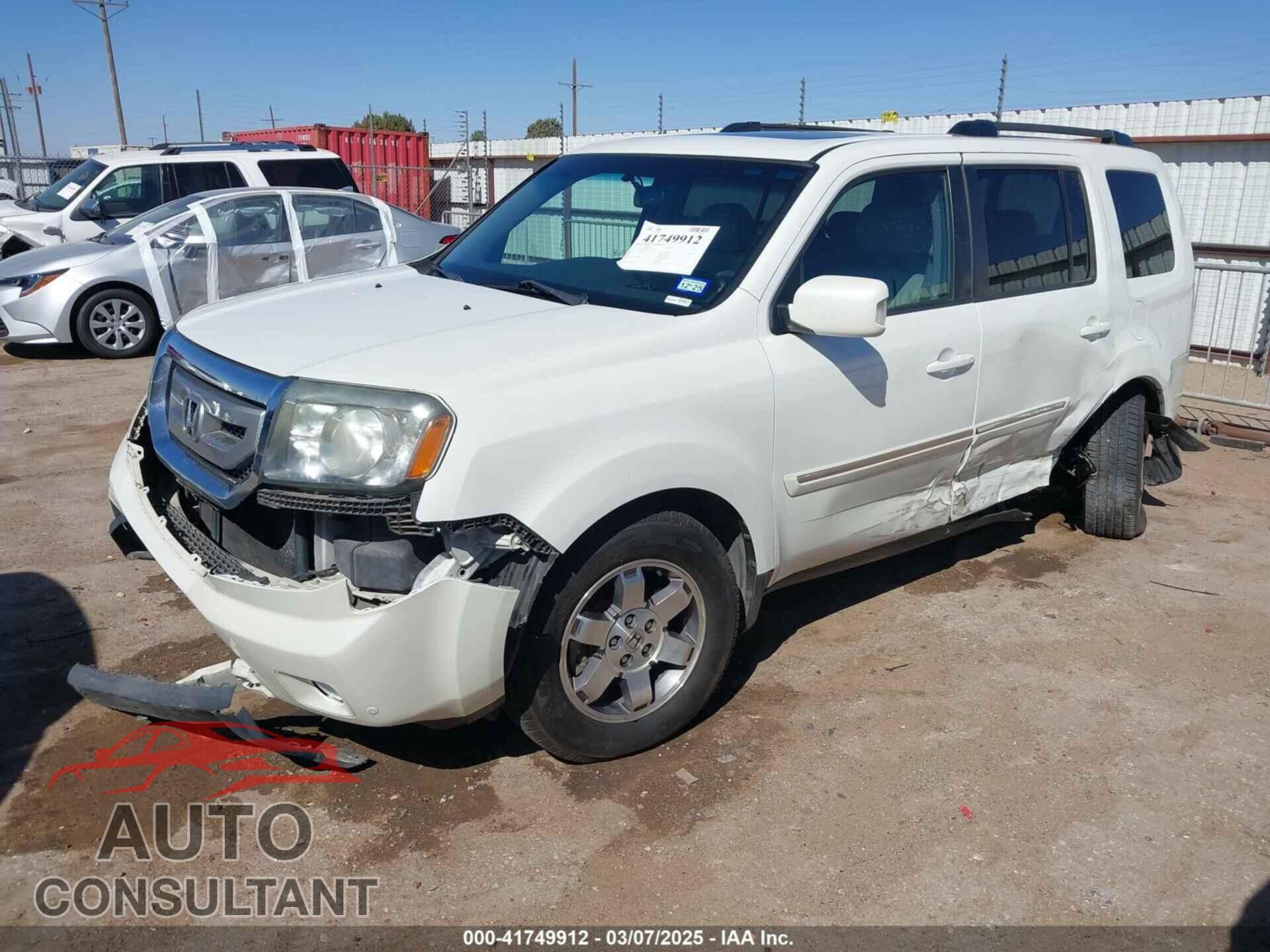 HONDA PILOT 2011 - 5FNYF3H93BB044102