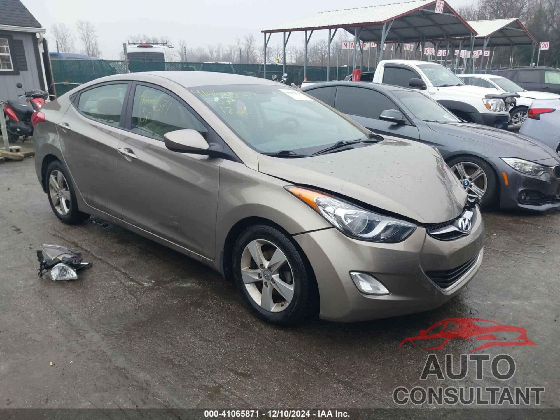 HYUNDAI ELANTRA 2013 - 5NPDH4AE3DH279741