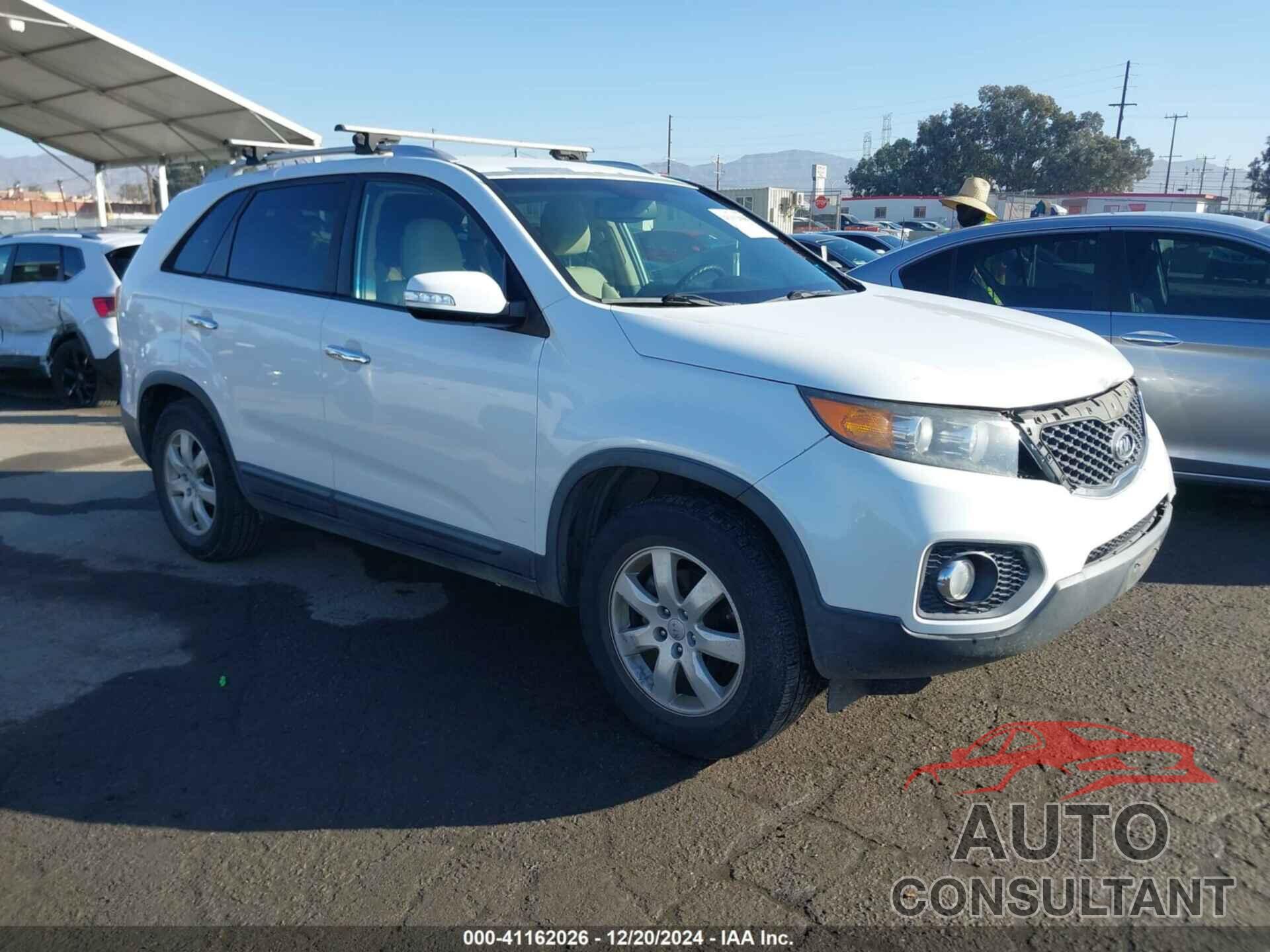 KIA SORENTO 2012 - 5XYKT3A68CG307788