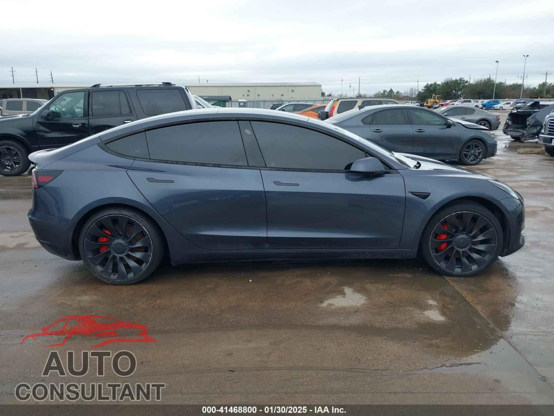 TESLA MODEL 3 2023 - 5YJ3E1EC3PF577351