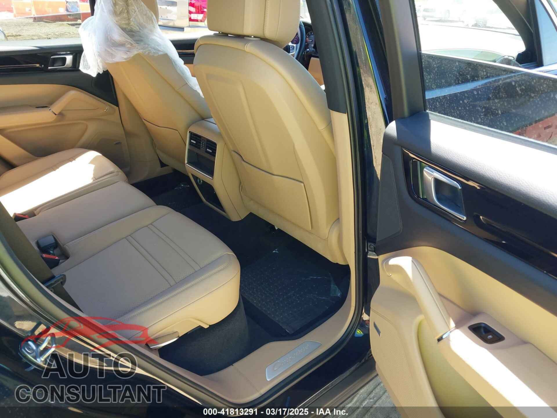 PORSCHE CAYENNE 2021 - WP1AA2AY8MDA03453
