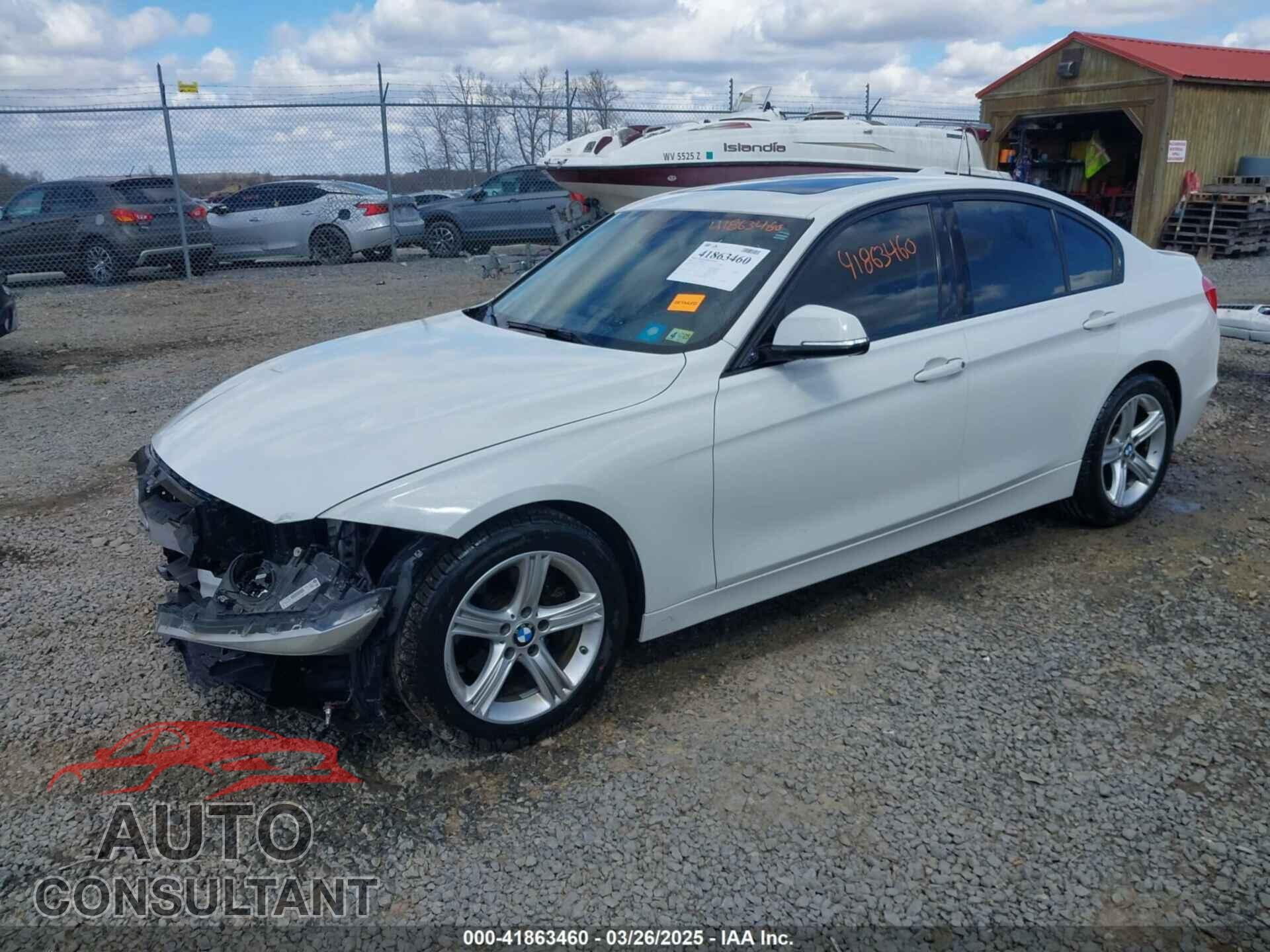 BMW 328I 2015 - WBA3C1C56FK118629