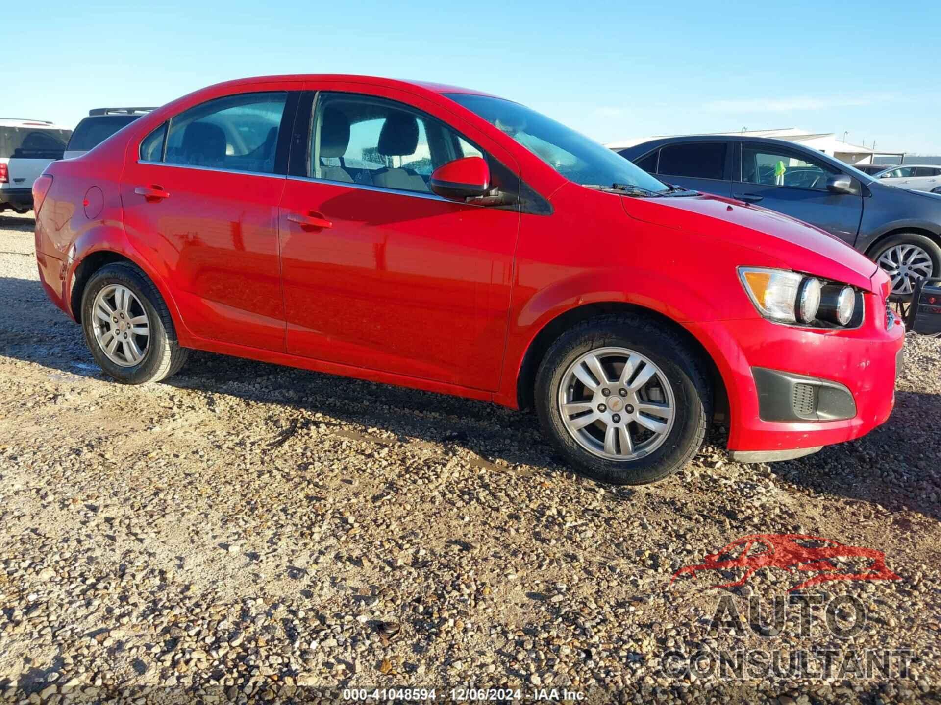 CHEVROLET SONIC 2012 - 1G1JC5SH9C4145605