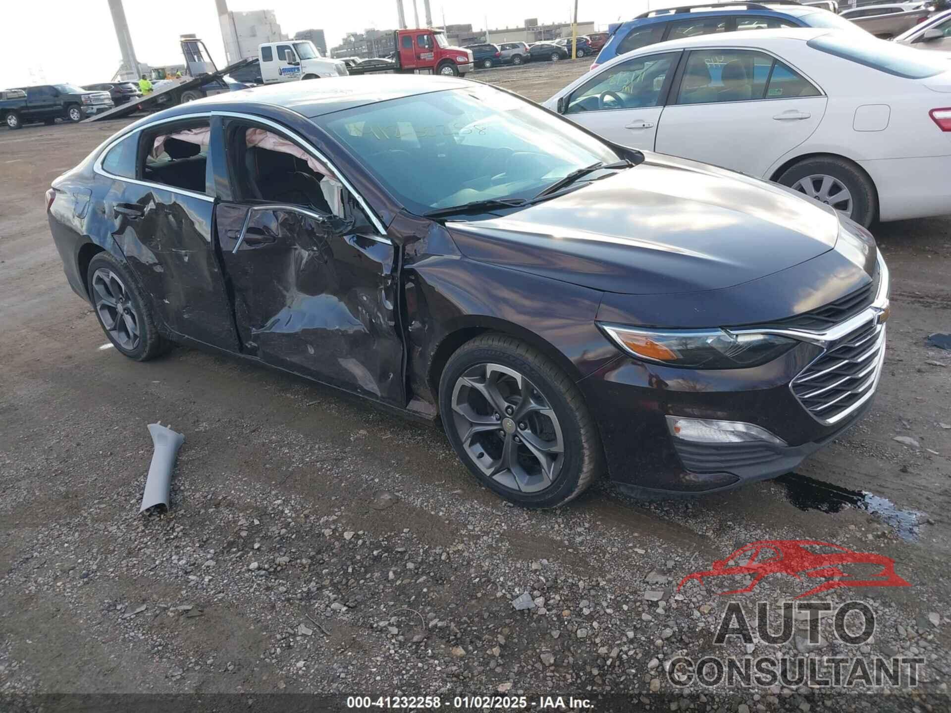 CHEVROLET MALIBU 2021 - 1G1ZD5ST9MF025412