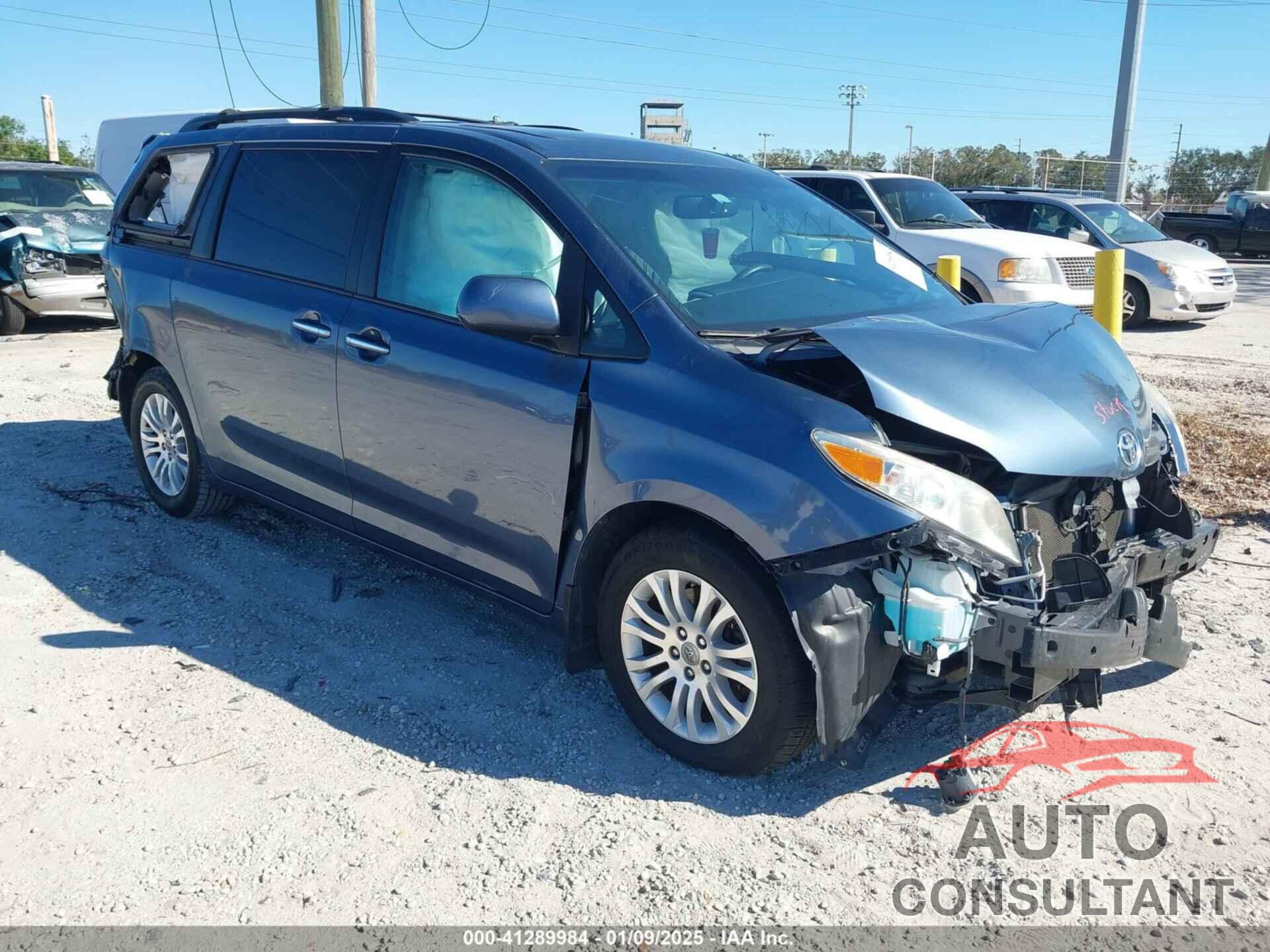 TOYOTA SIENNA 2017 - 5TDYZ3DC5HS848253