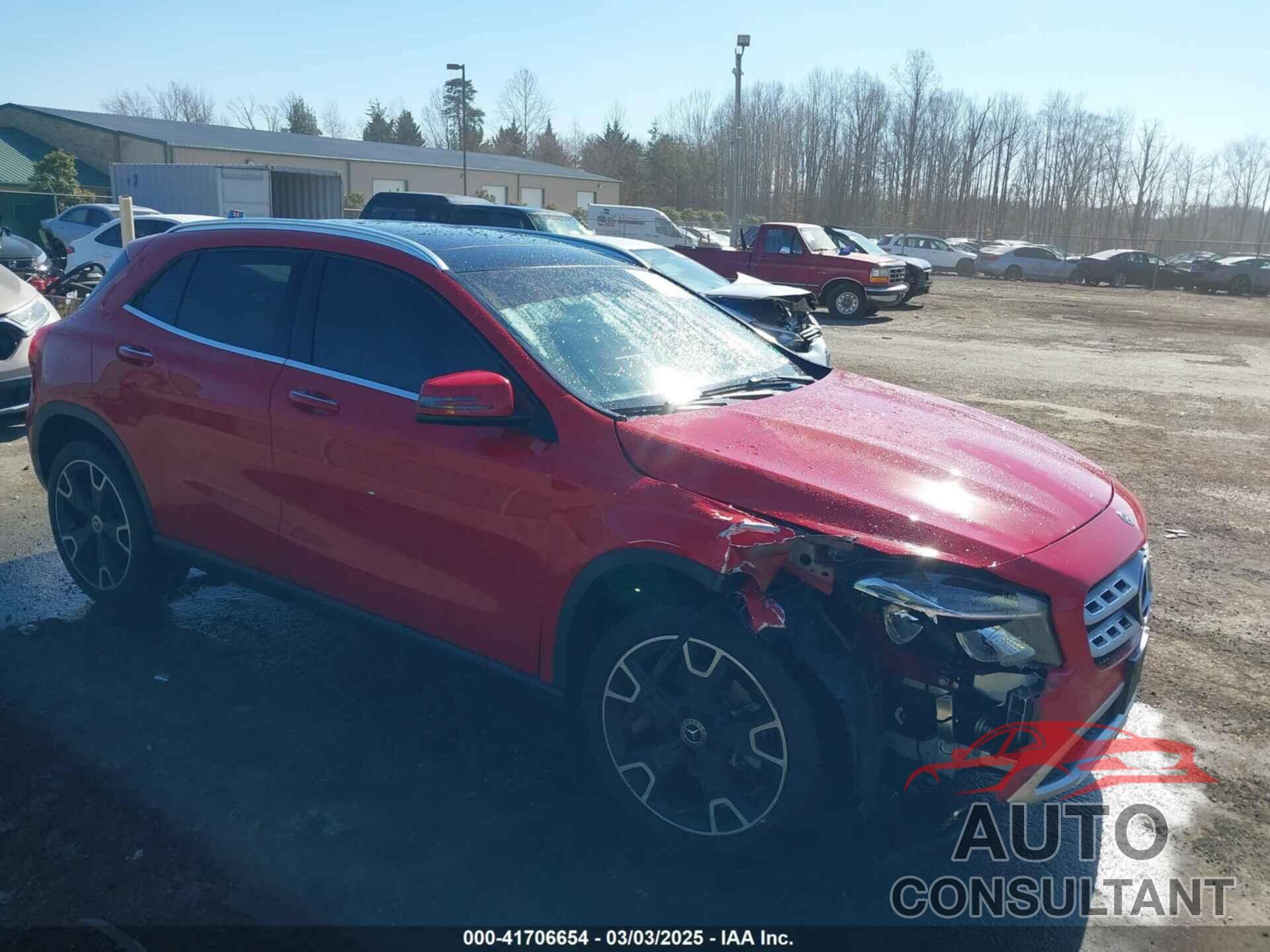 MERCEDES-BENZ GLA 250 2018 - WDCTG4EB1JJ453883