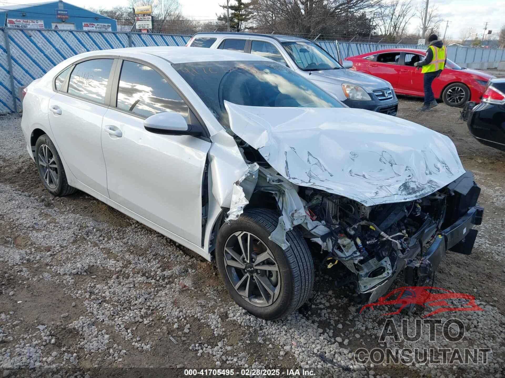 KIA FORTE 2023 - 3KPF24AD9PE685694