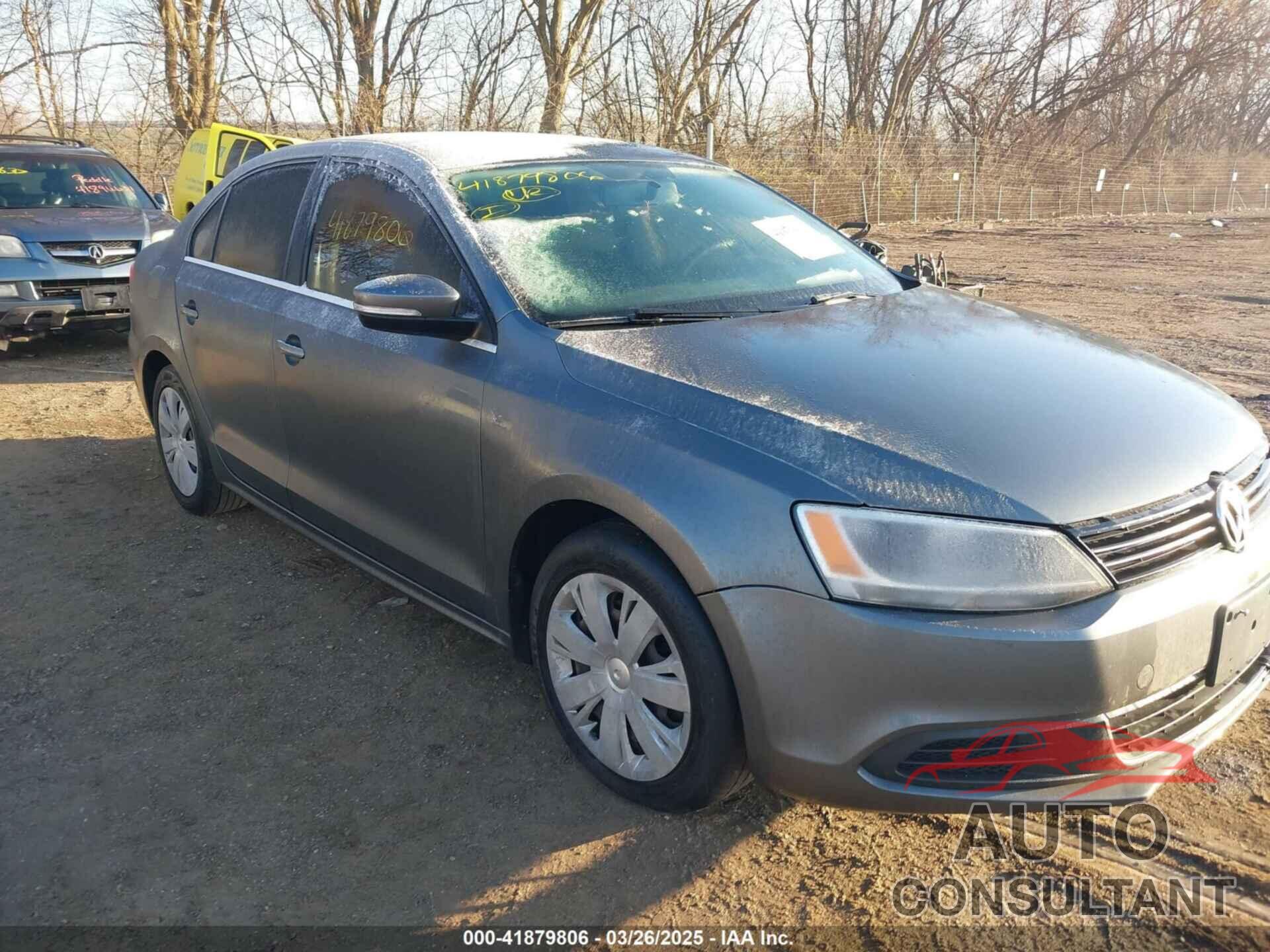 VOLKSWAGEN JETTA 2013 - 3VWDP7AJ9DM250575