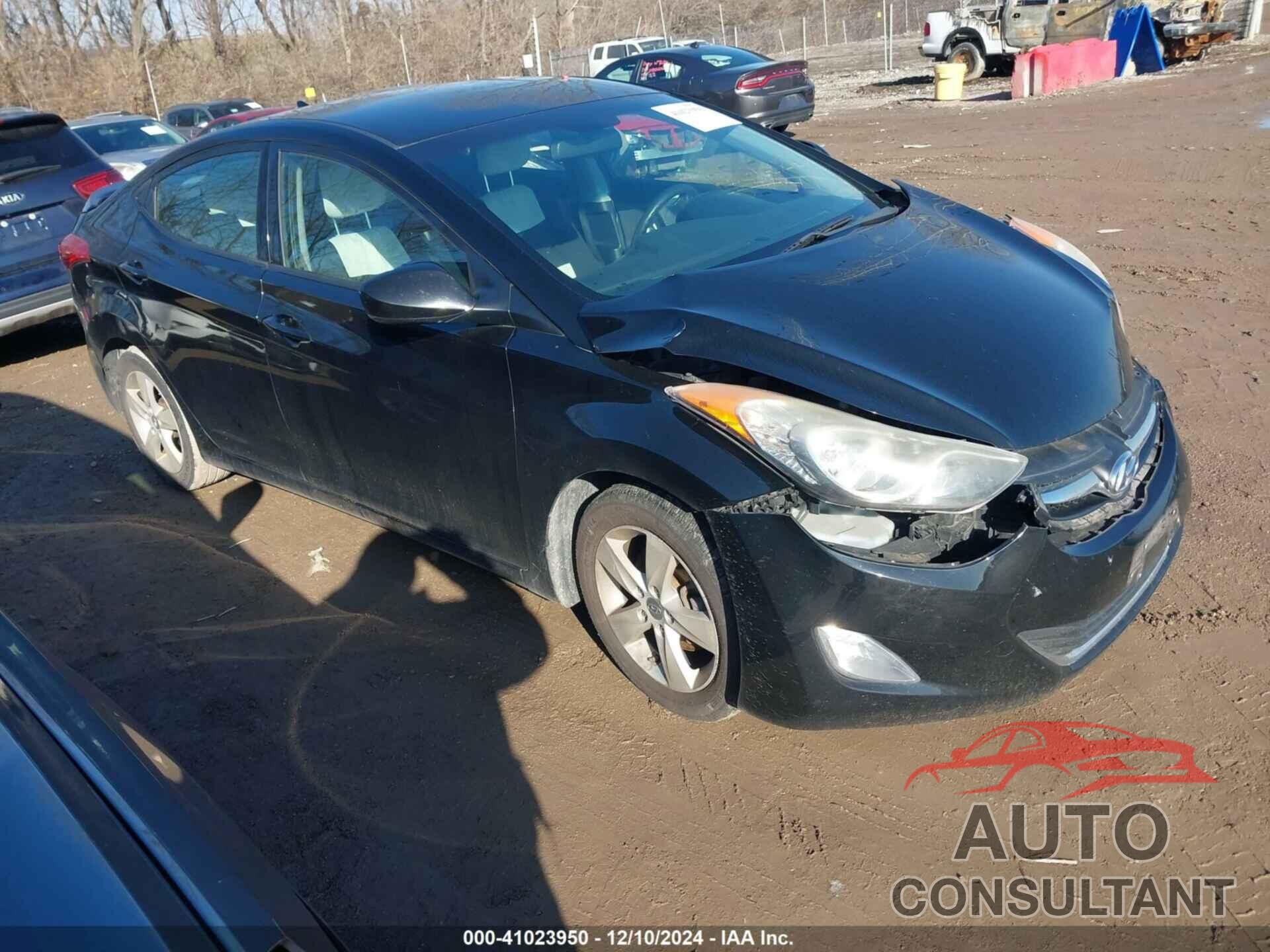 HYUNDAI ELANTRA 2013 - KMHDH4AE8DU014248