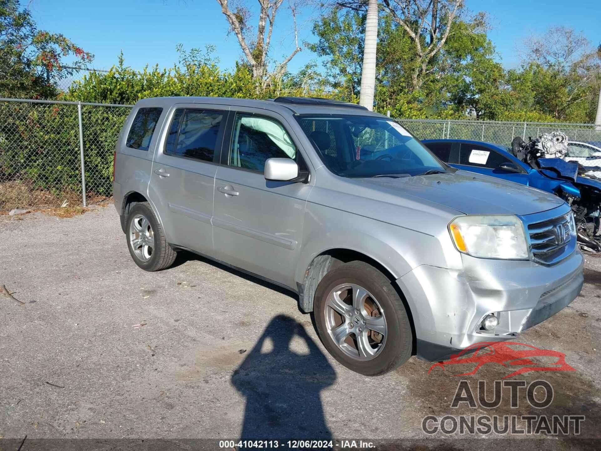 HONDA PILOT 2013 - 5FNYF3H56DB029433