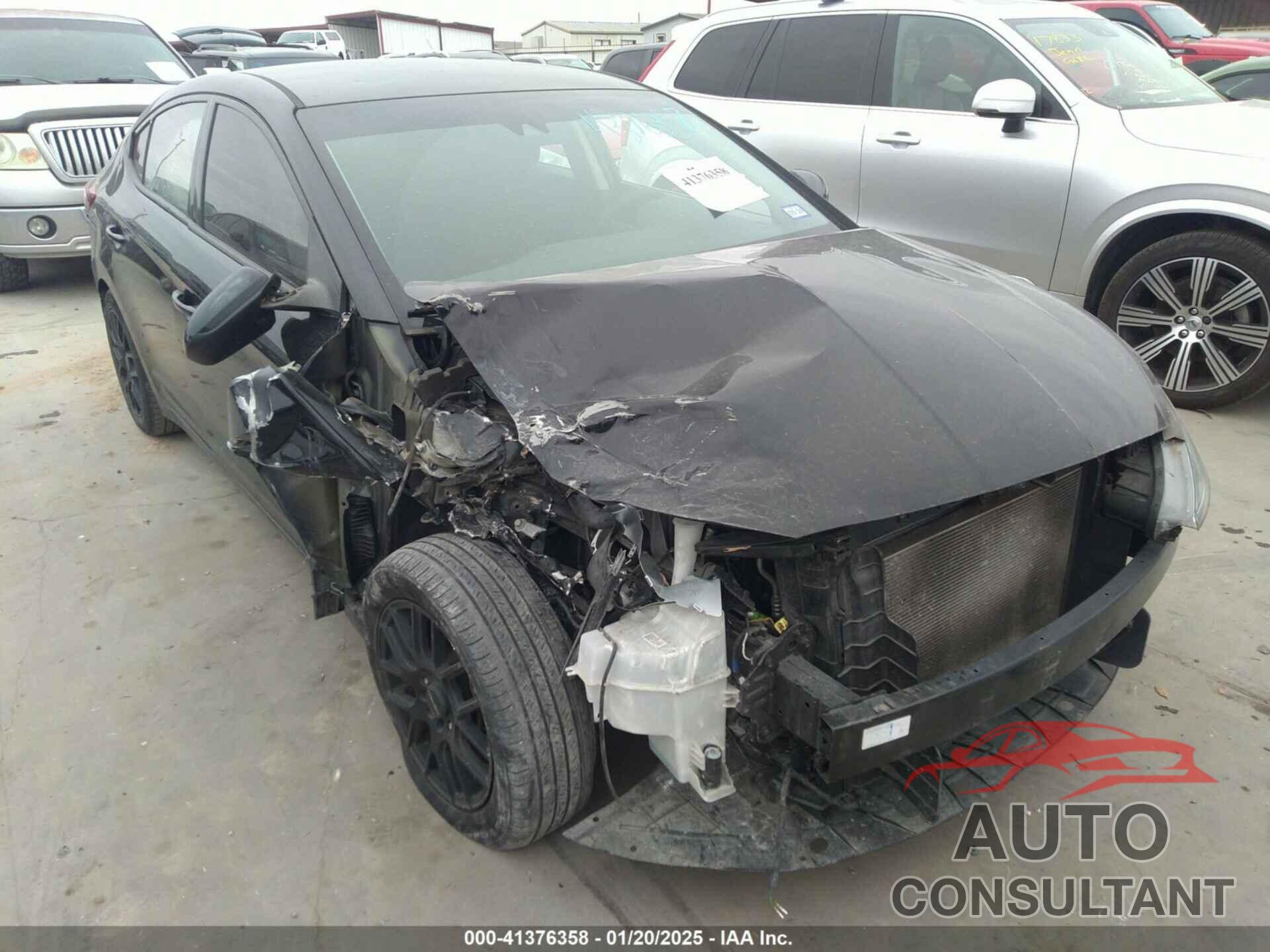 HYUNDAI ELANTRA 2020 - 5NPD84LF5LH579463