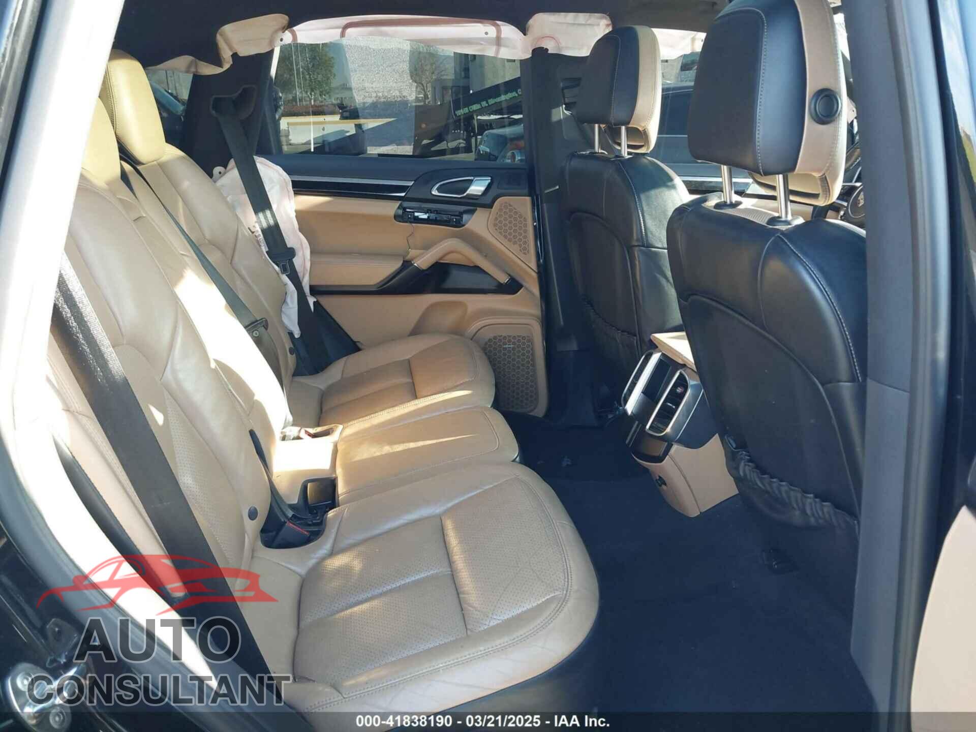 PORSCHE CAYENNE 2016 - WP1AB2A24GLA92778