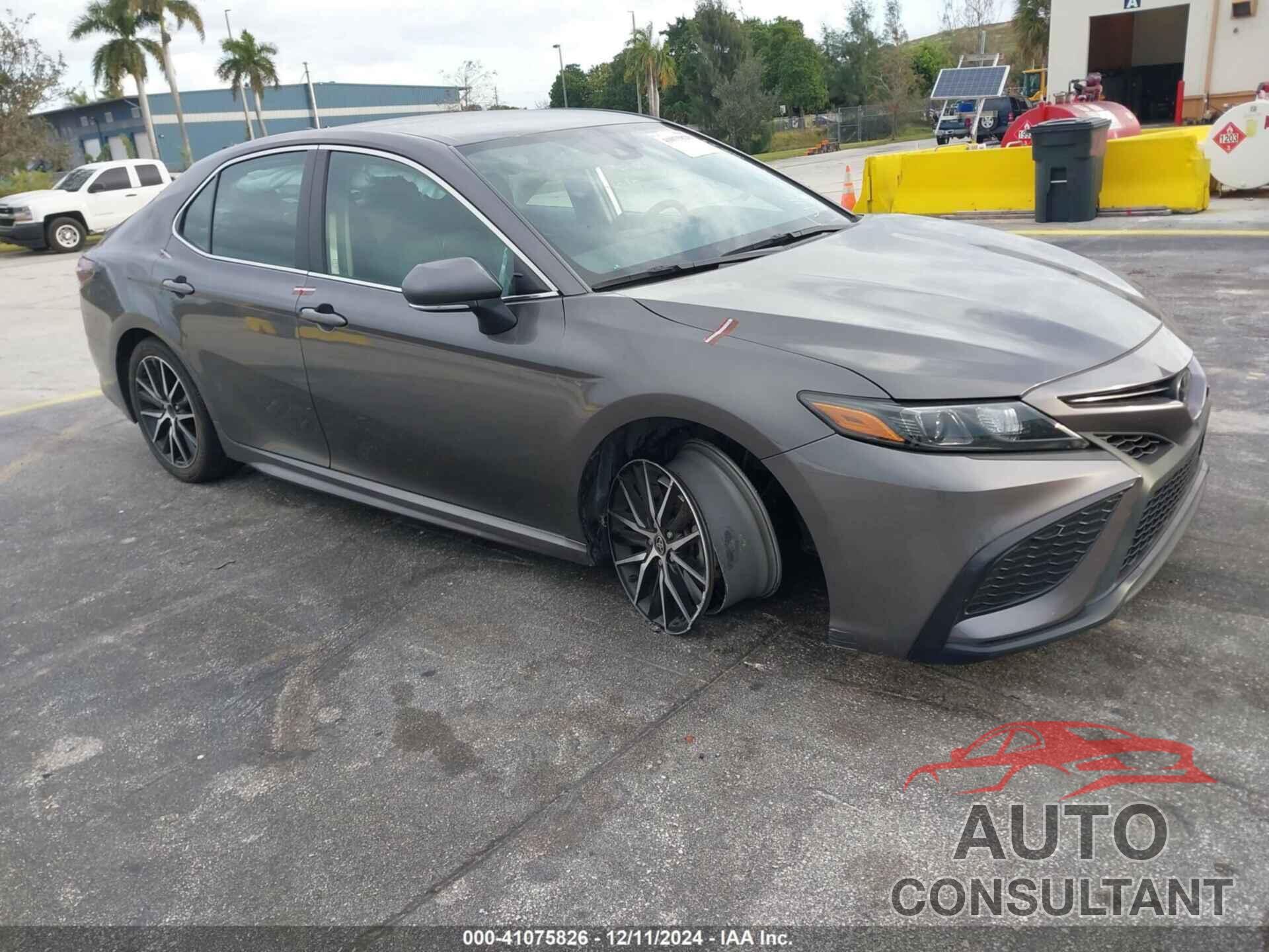 TOYOTA CAMRY 2023 - 4T1G11AK6PU728292