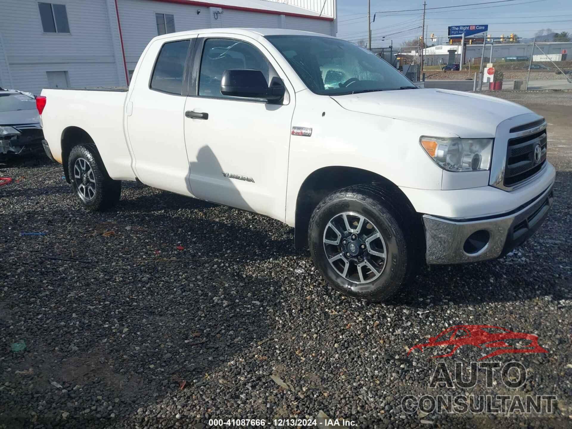 TOYOTA TUNDRA 2011 - 5TFUW5F1XBX197637