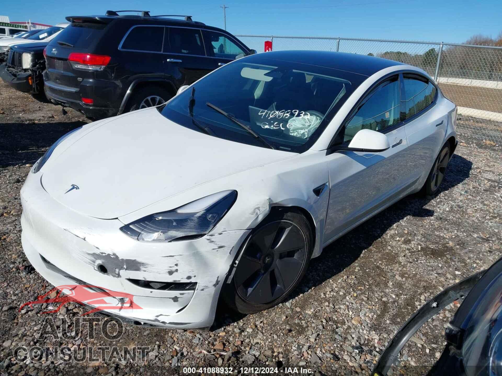 TESLA MODEL 3 2023 - 5YJ3E1EA7PF604517