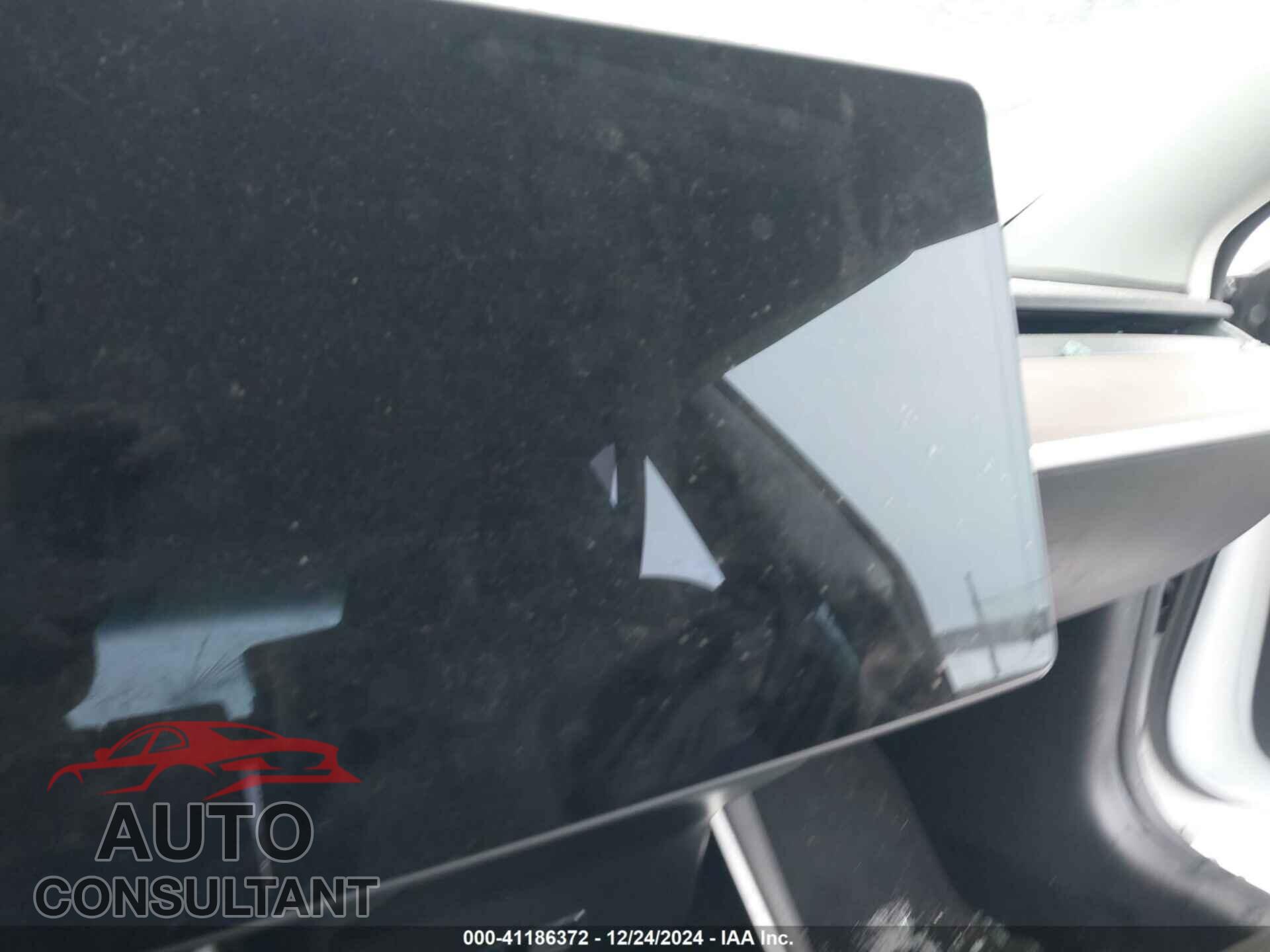 TESLA MODEL 3 2018 - 5YJ3E1EB2JF089006