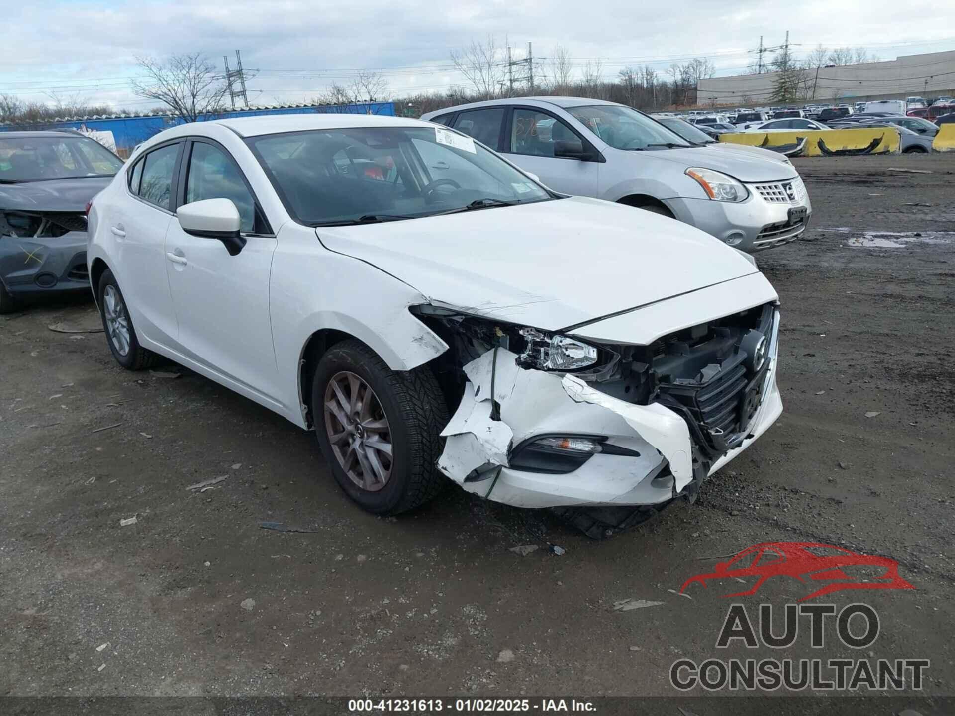 MAZDA 3 2018 - 3MZBN1U73JM213124