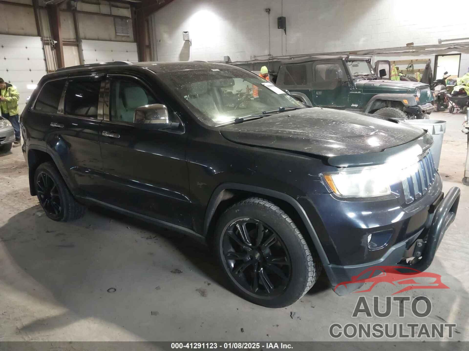 JEEP GRAND CHEROKEE 2011 - 1J4RR4GG7BC576221