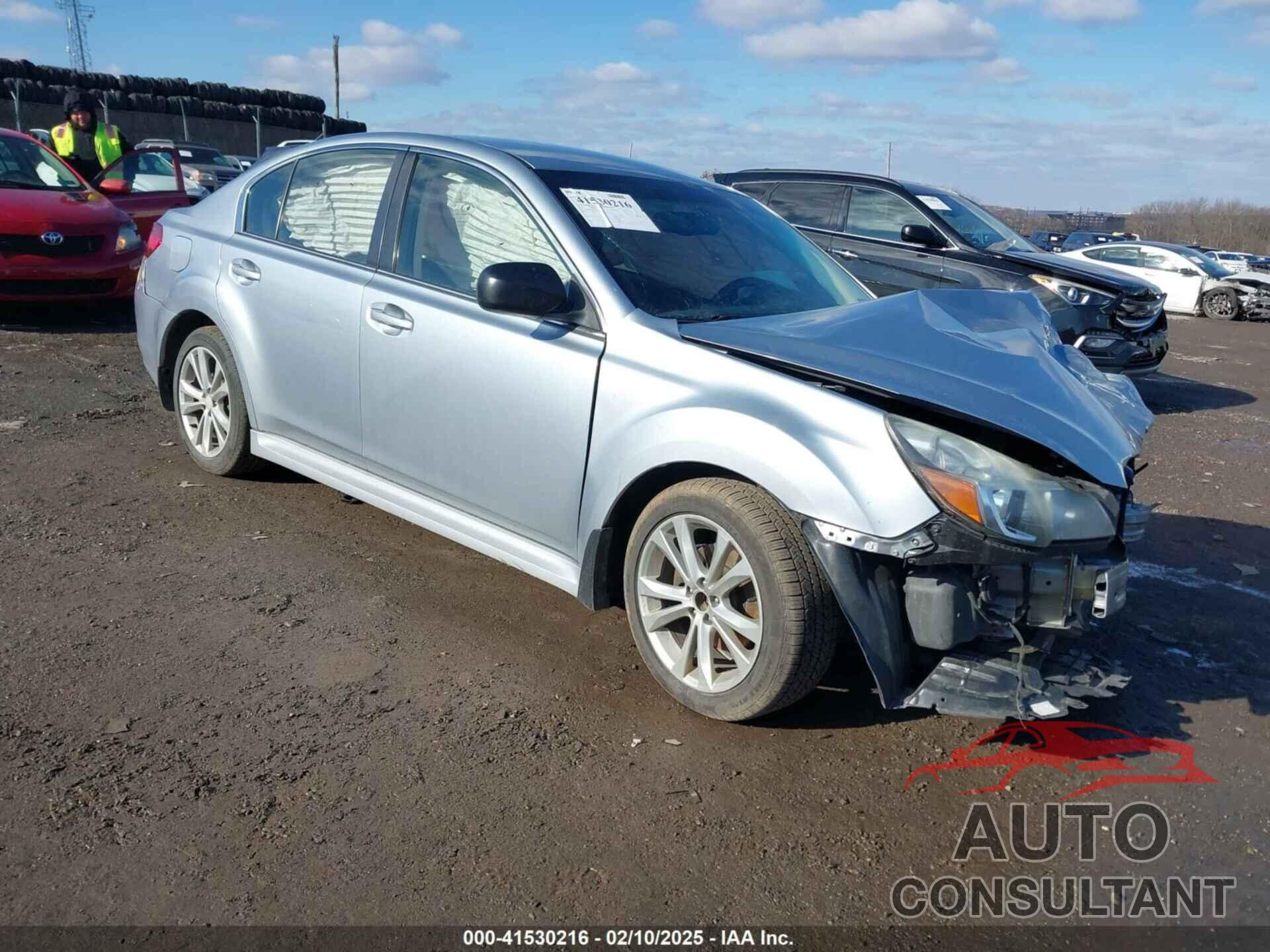 SUBARU LEGACY 2014 - 4S3BMBA64E3033018