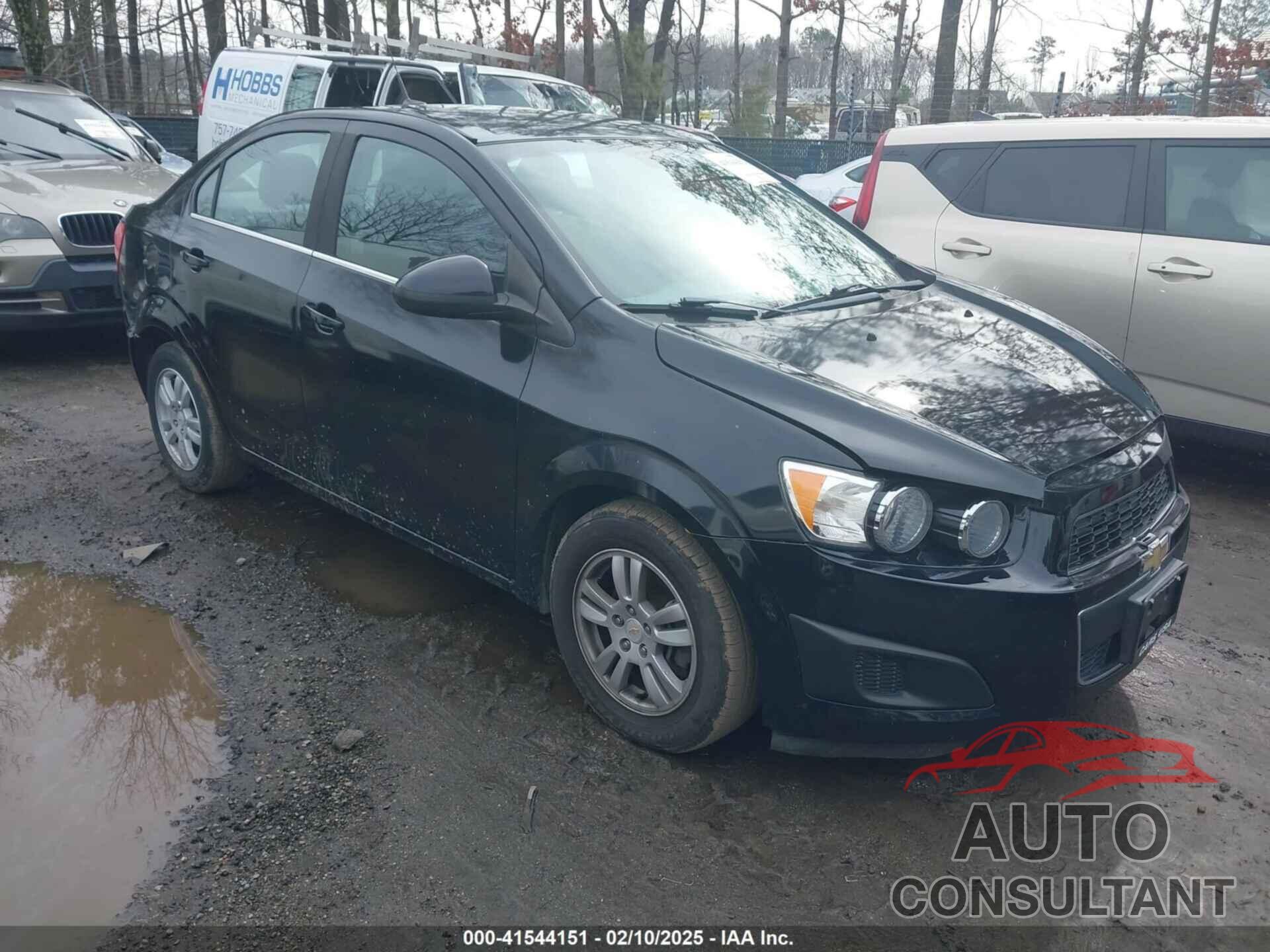 CHEVROLET SONIC 2012 - 1G1JC5SH3C4178759