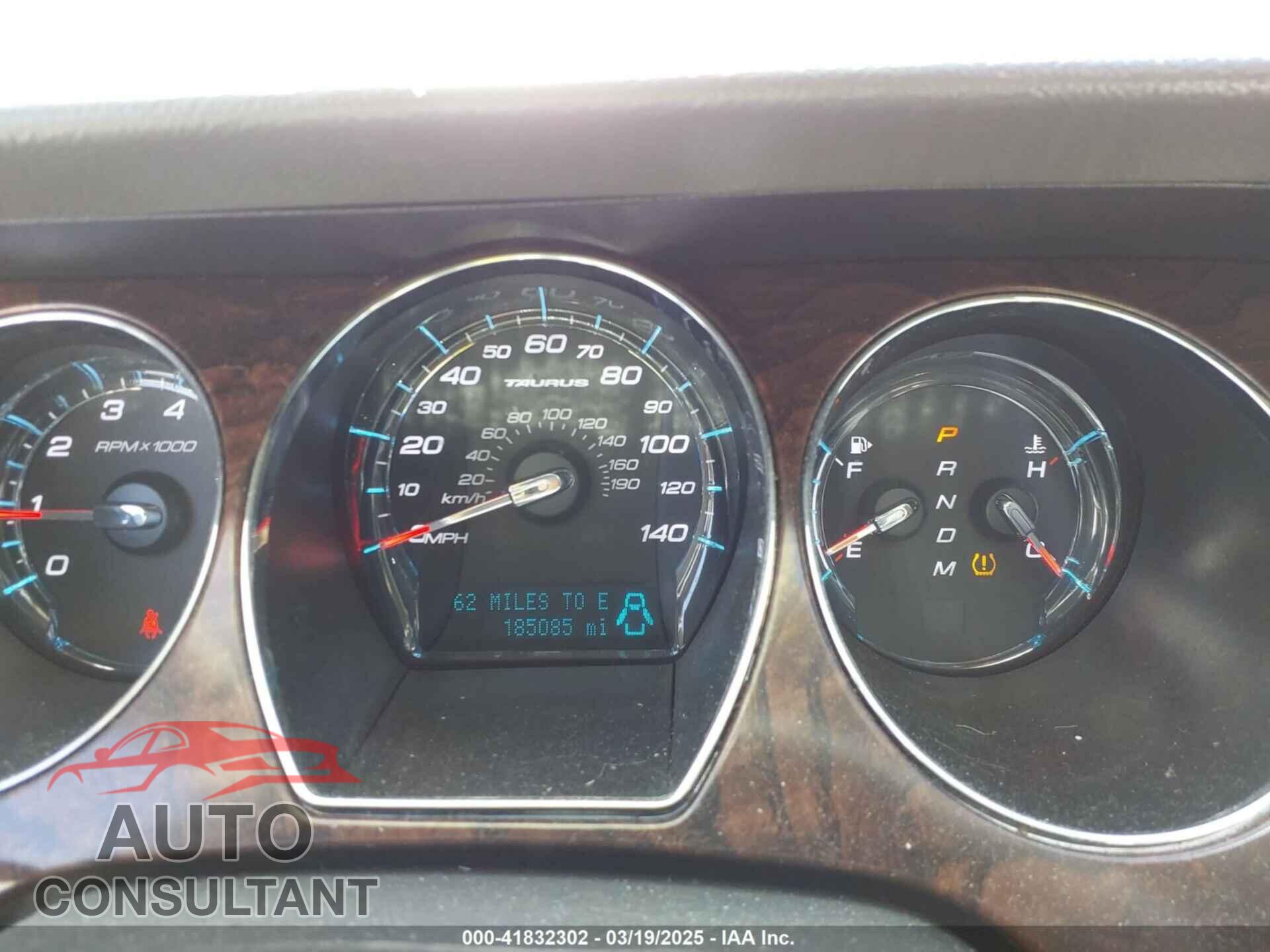 FORD TAURUS 2011 - 1FAHP2EW4BG183541