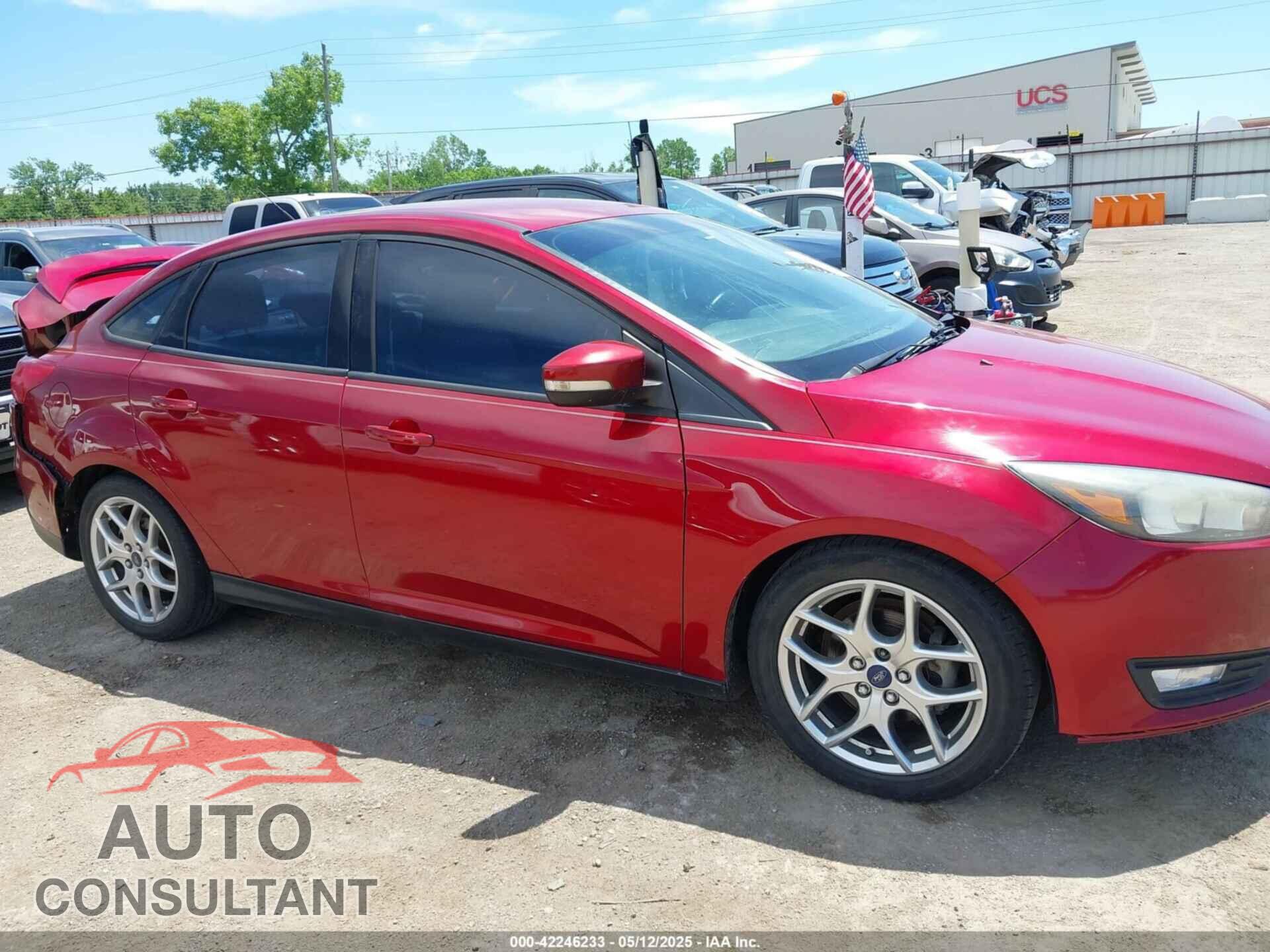FORD FOCUS 2015 - 1FADP3F27FL210700