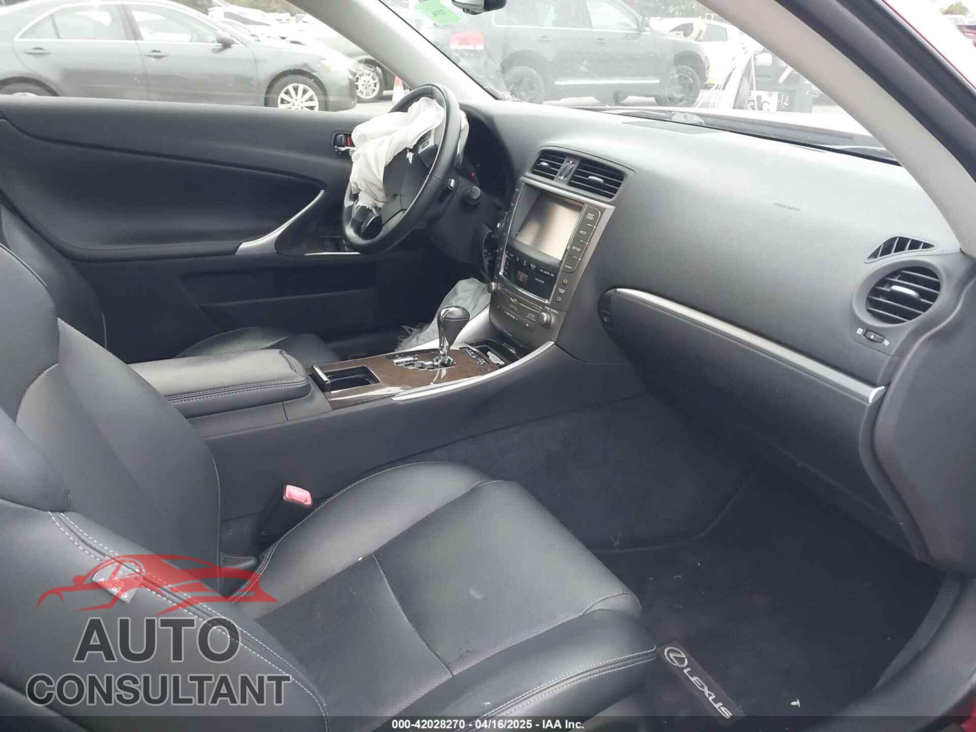 LEXUS IS 350C 2015 - JTHFE2C2XF2511277