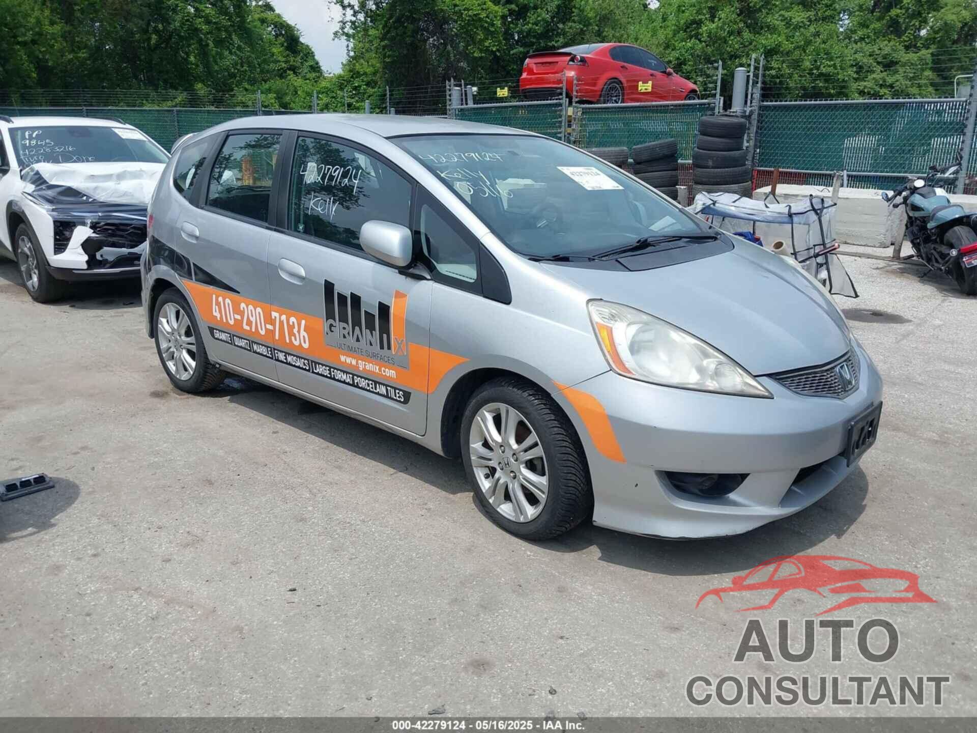 HONDA FIT 2011 - JHMGE8H51BS005356