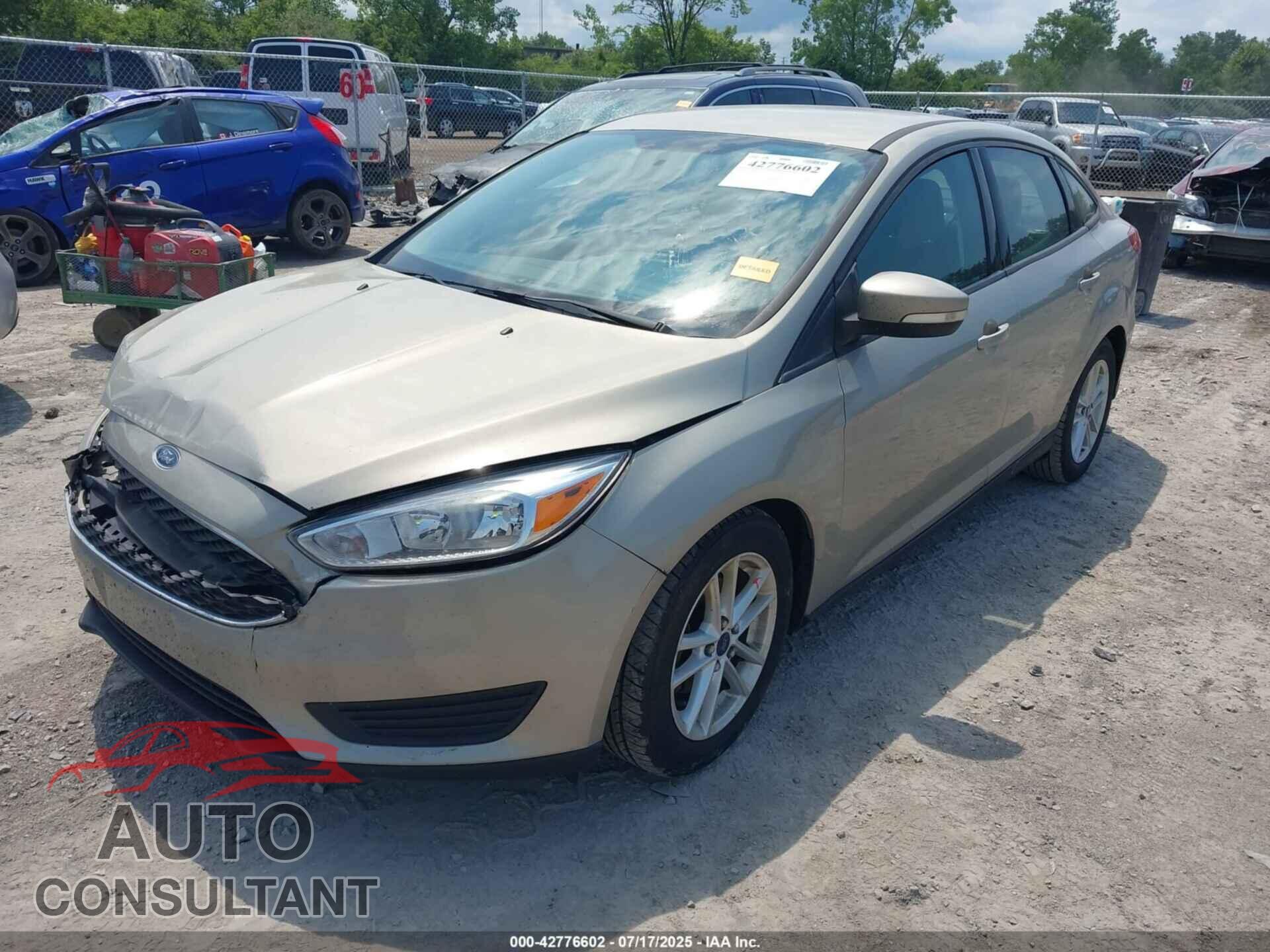 FORD FOCUS 2015 - 1FADP3F2XFL379092