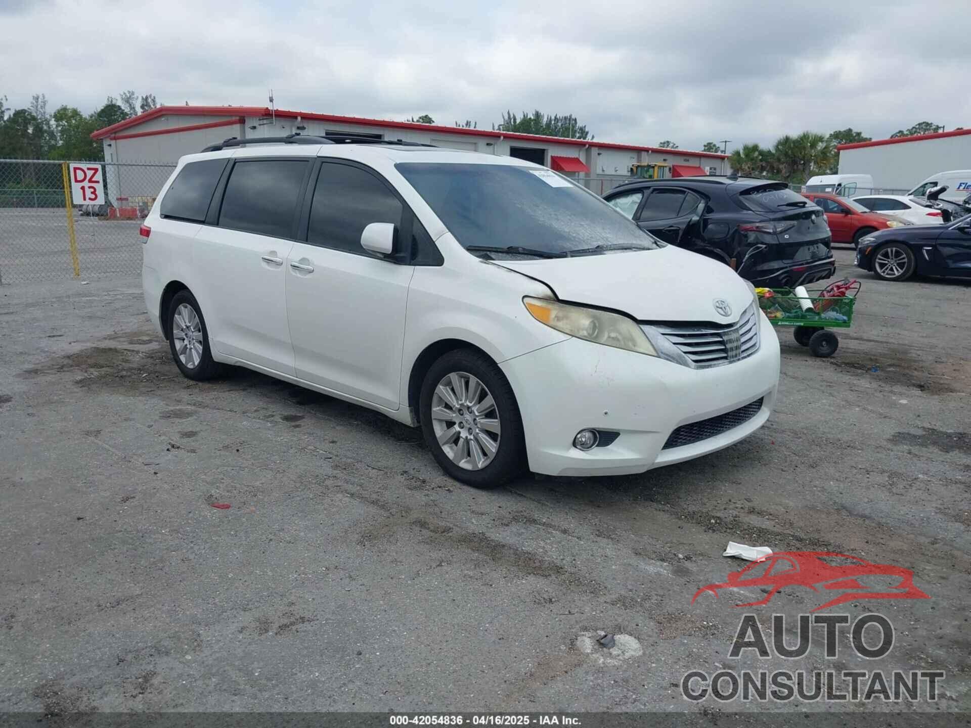 TOYOTA SIENNA 2011 - 5TDYK3DC9BS097217