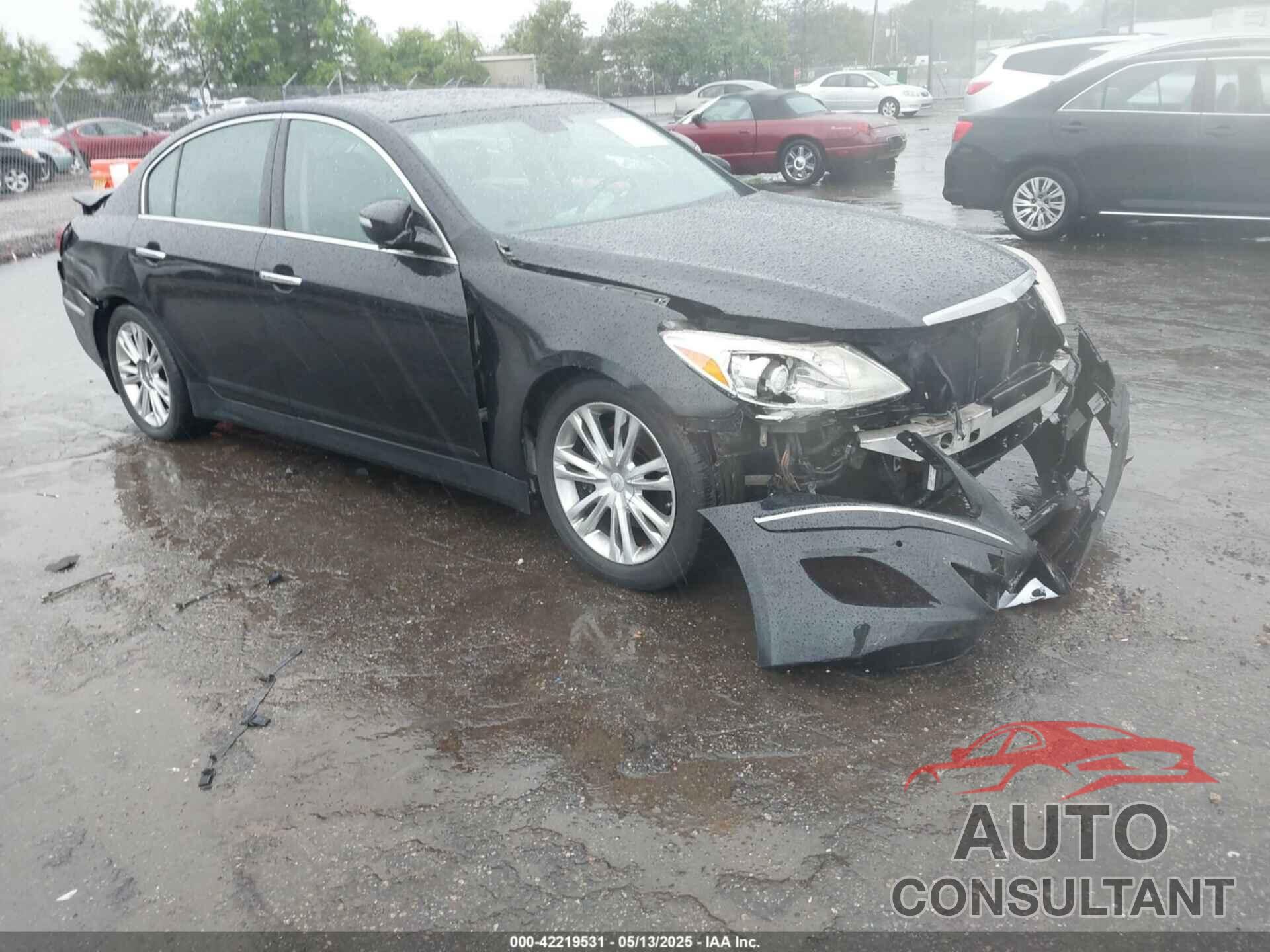 HYUNDAI GENESIS 2013 - KMHGC4DD6DU224913