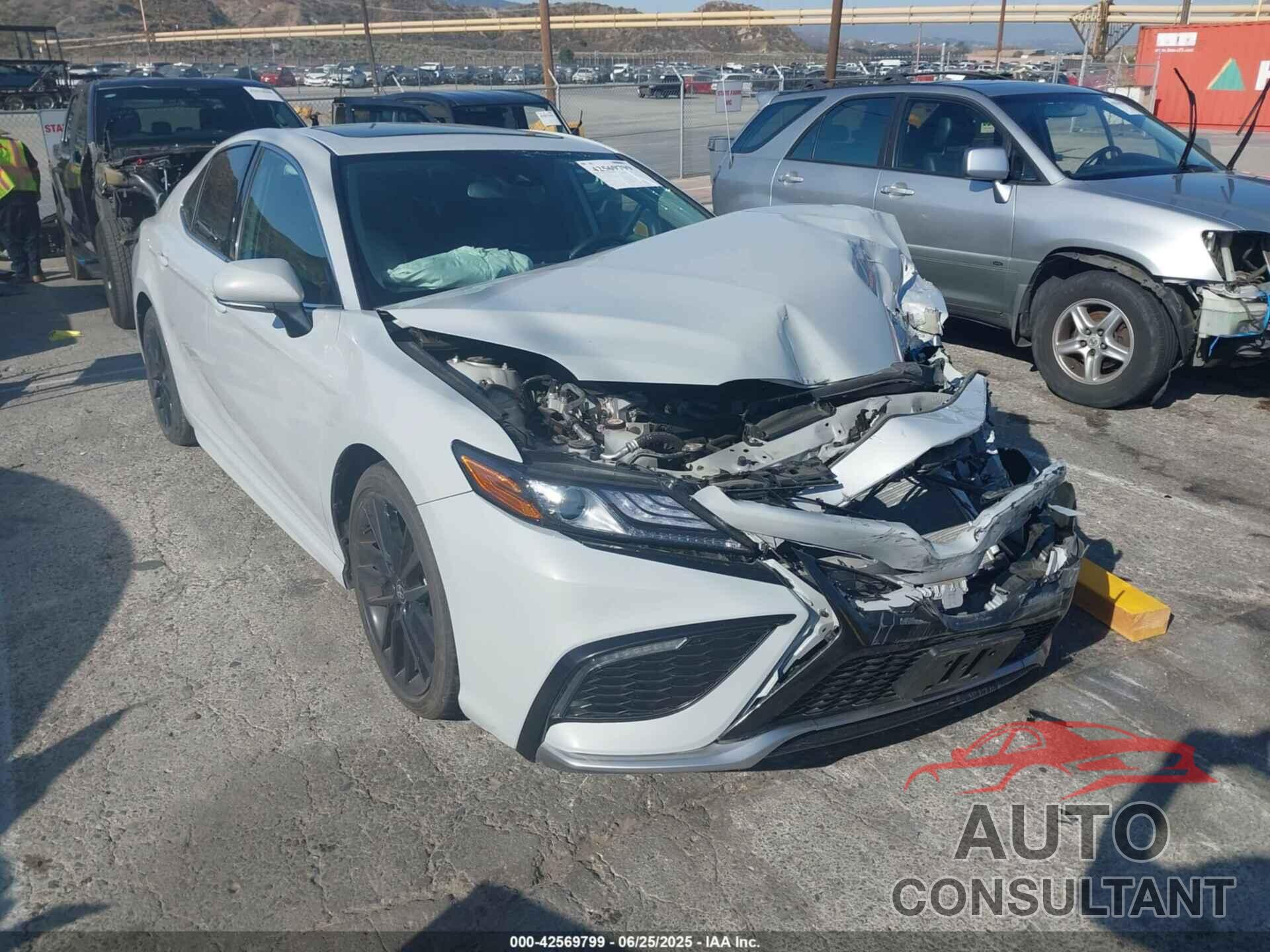 TOYOTA CAMRY 2023 - 4T1K31AK4PU059511
