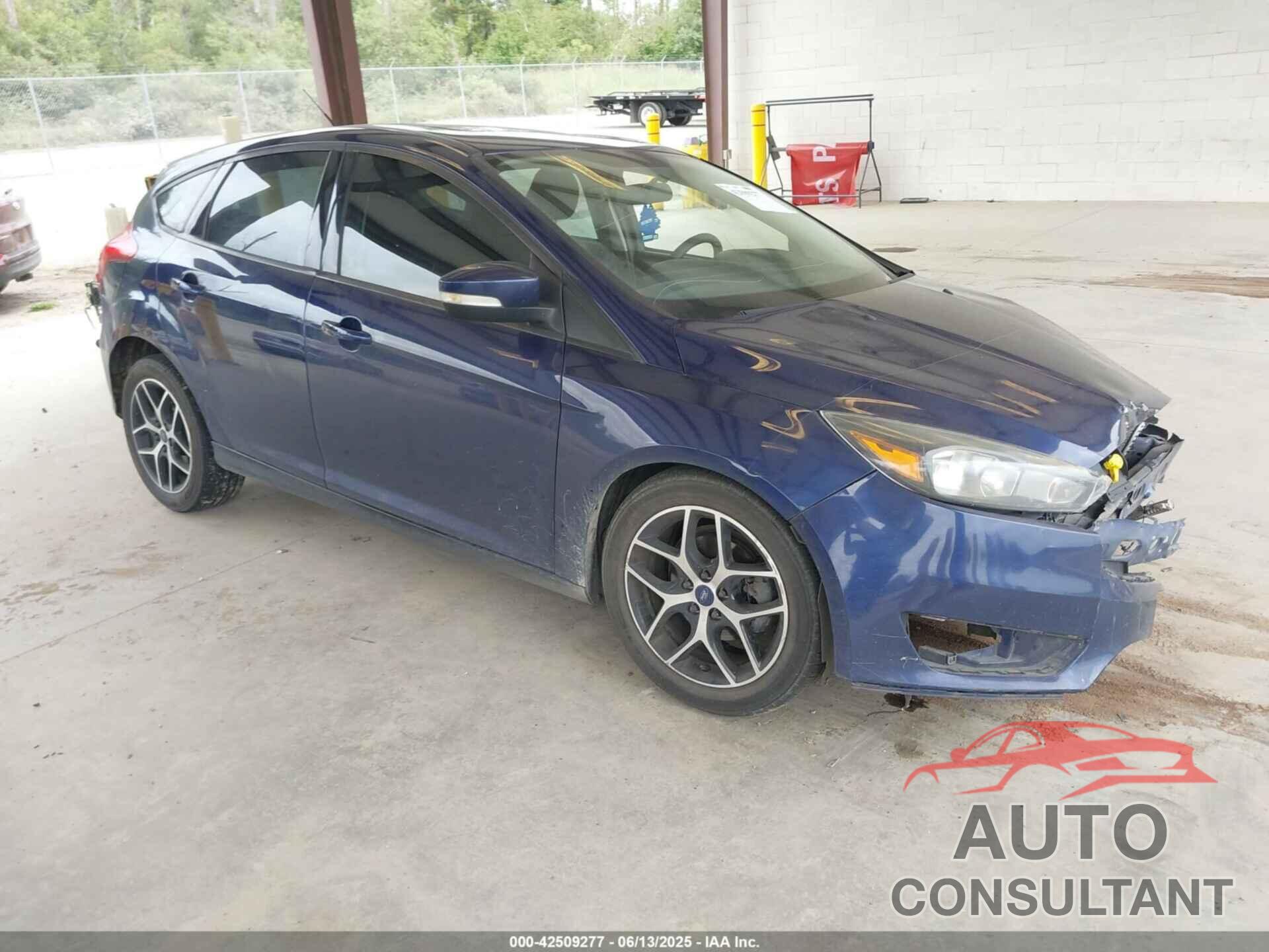 FORD FOCUS 2017 - 1FADP3M25HL255544