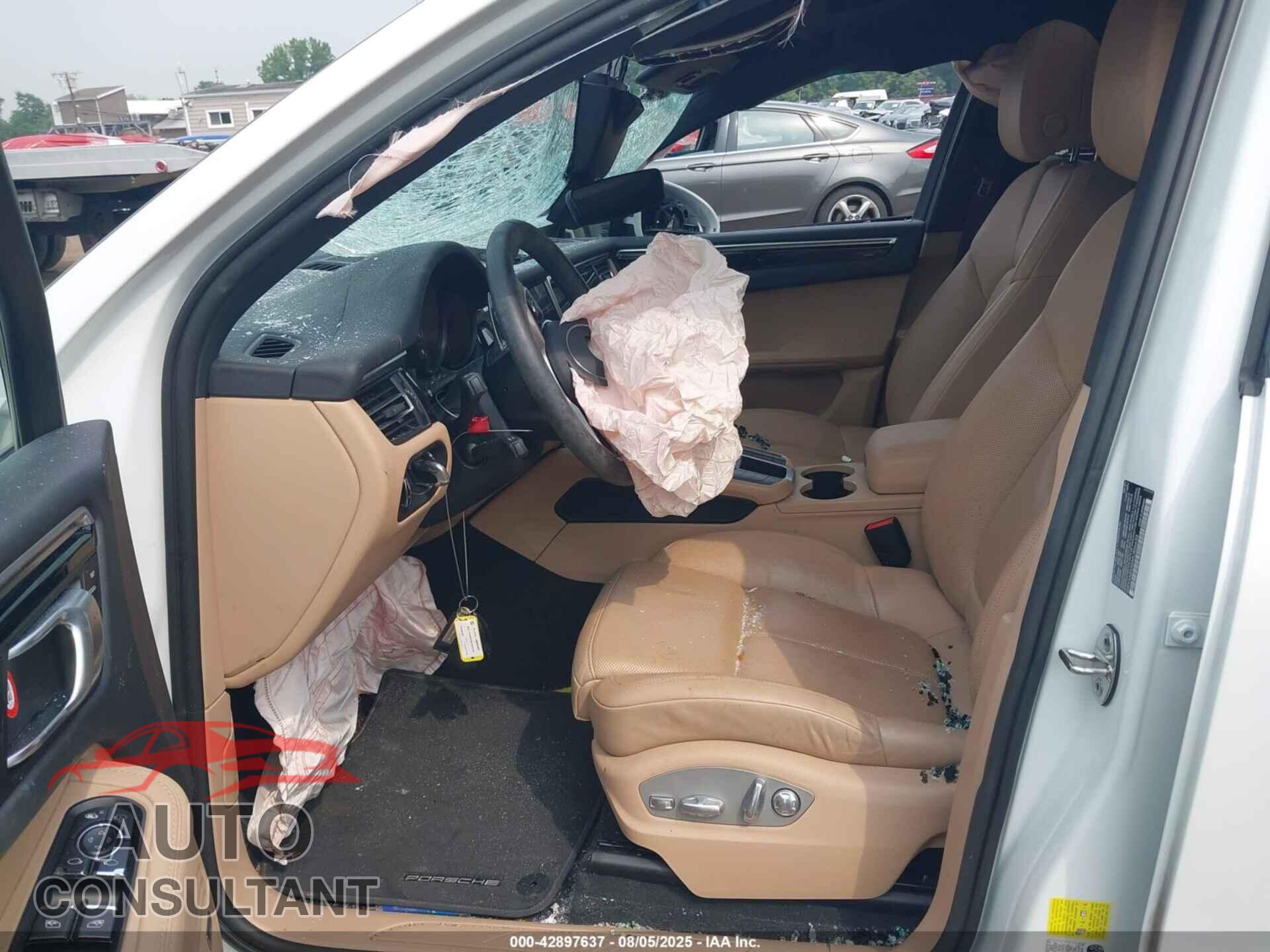 PORSCHE MACAN 2021 - WP1AA2A55MLB06633