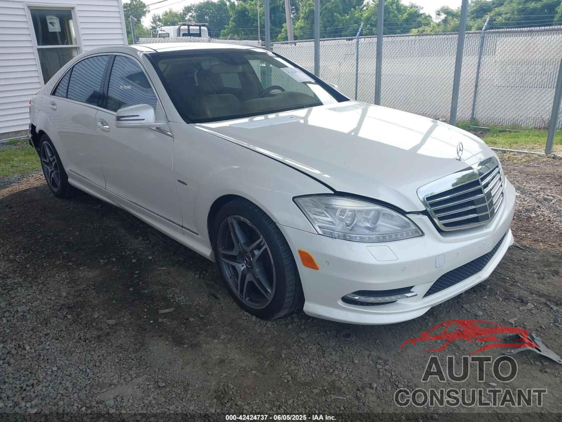 MERCEDES-BENZ S 550 2012 - WDDNG9EB3CA479163
