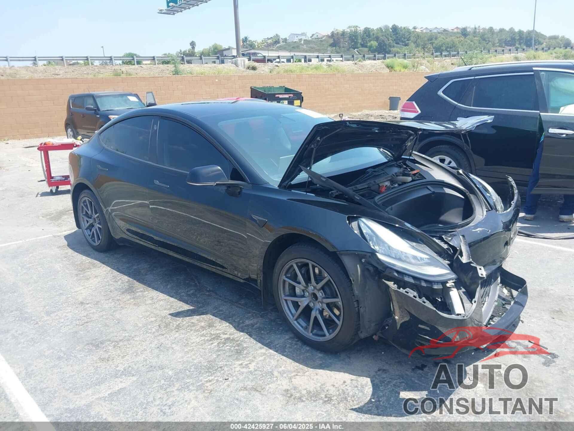 TESLA MODEL 3 2018 - 5YJ3E1EA1JF123363