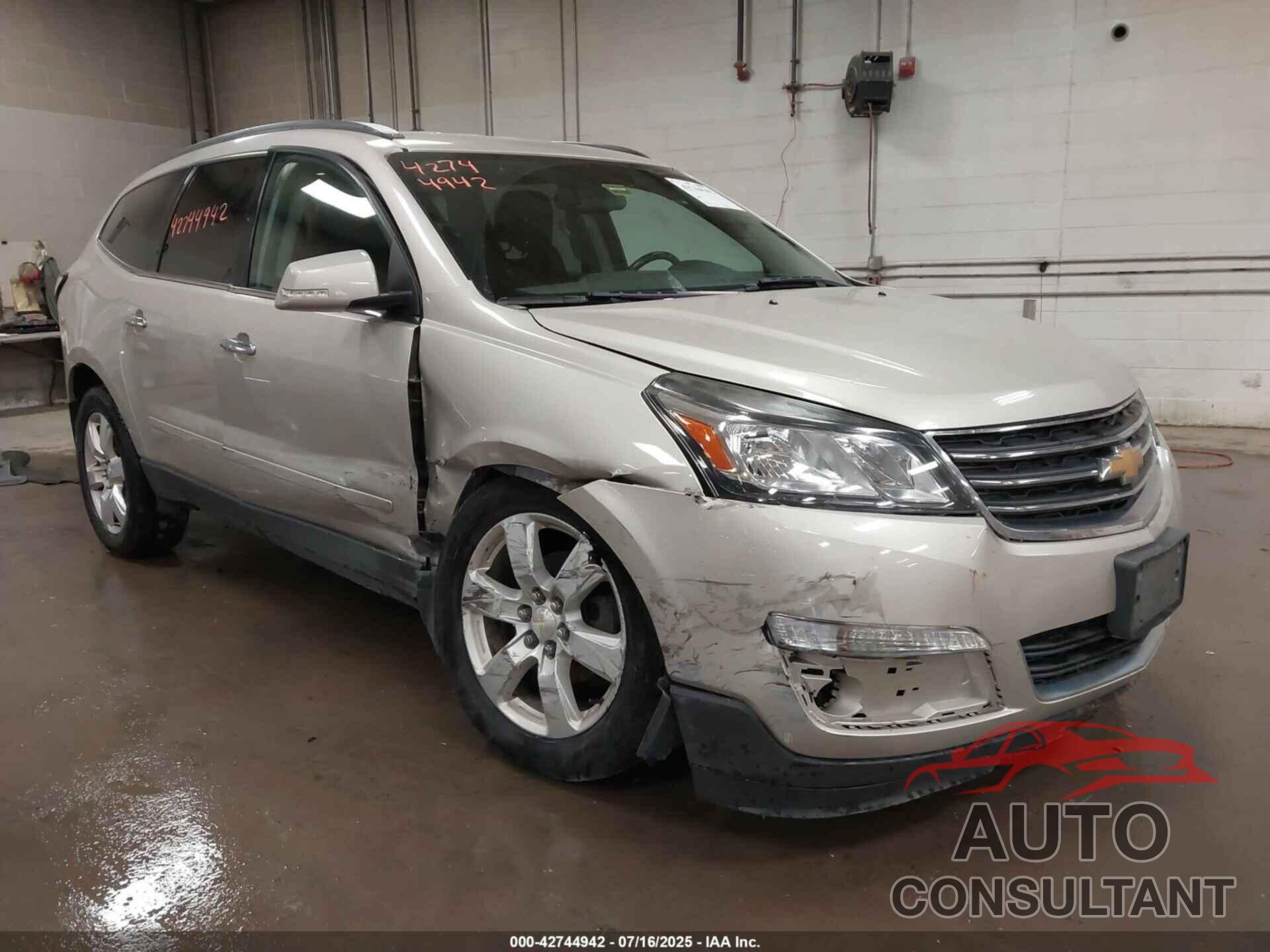 CHEVROLET TRAVERSE 2017 - 1GNKVGKD3HJ253653