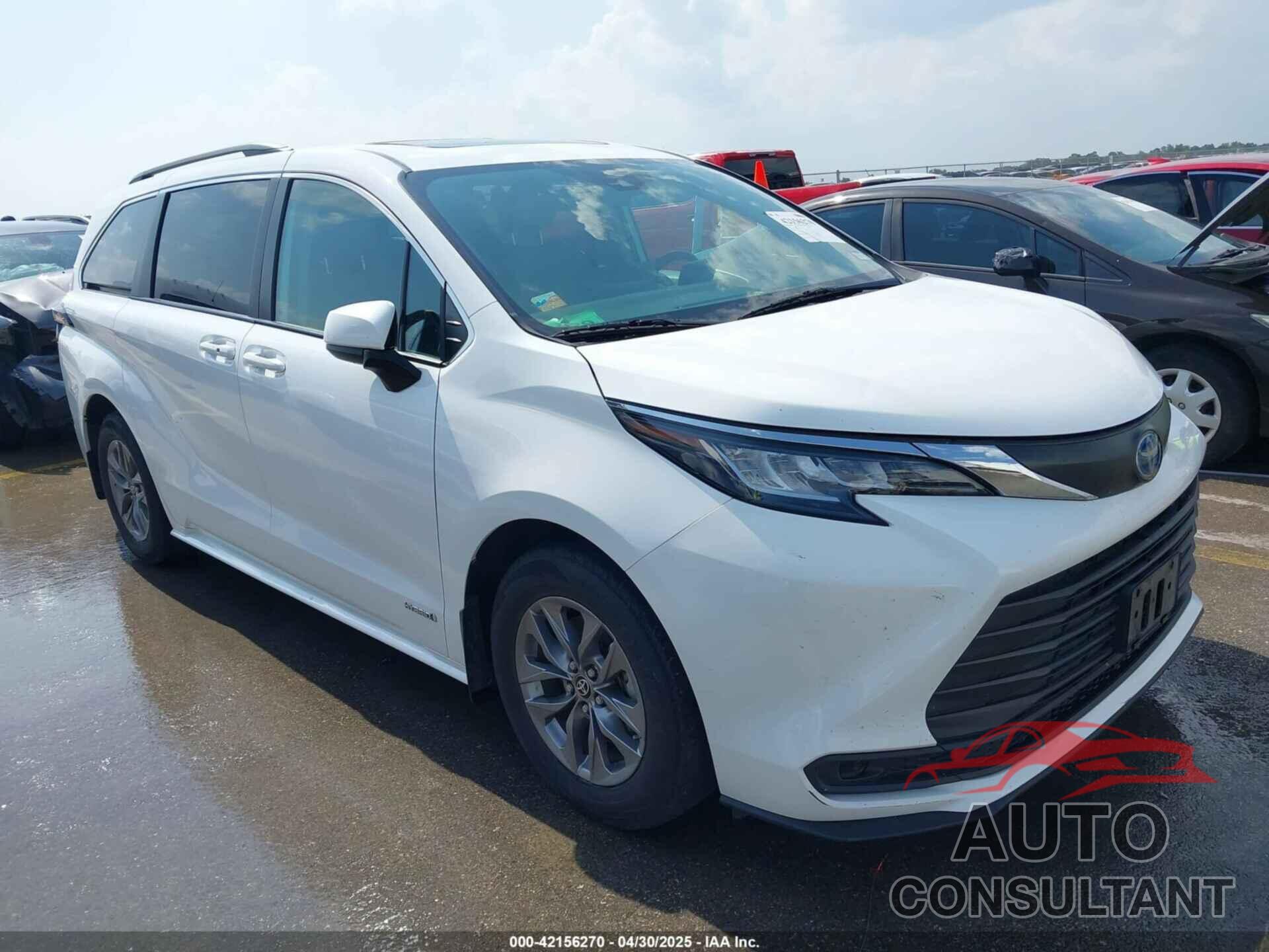 TOYOTA SIENNA 2021 - 5TDBRKEC8MS035577