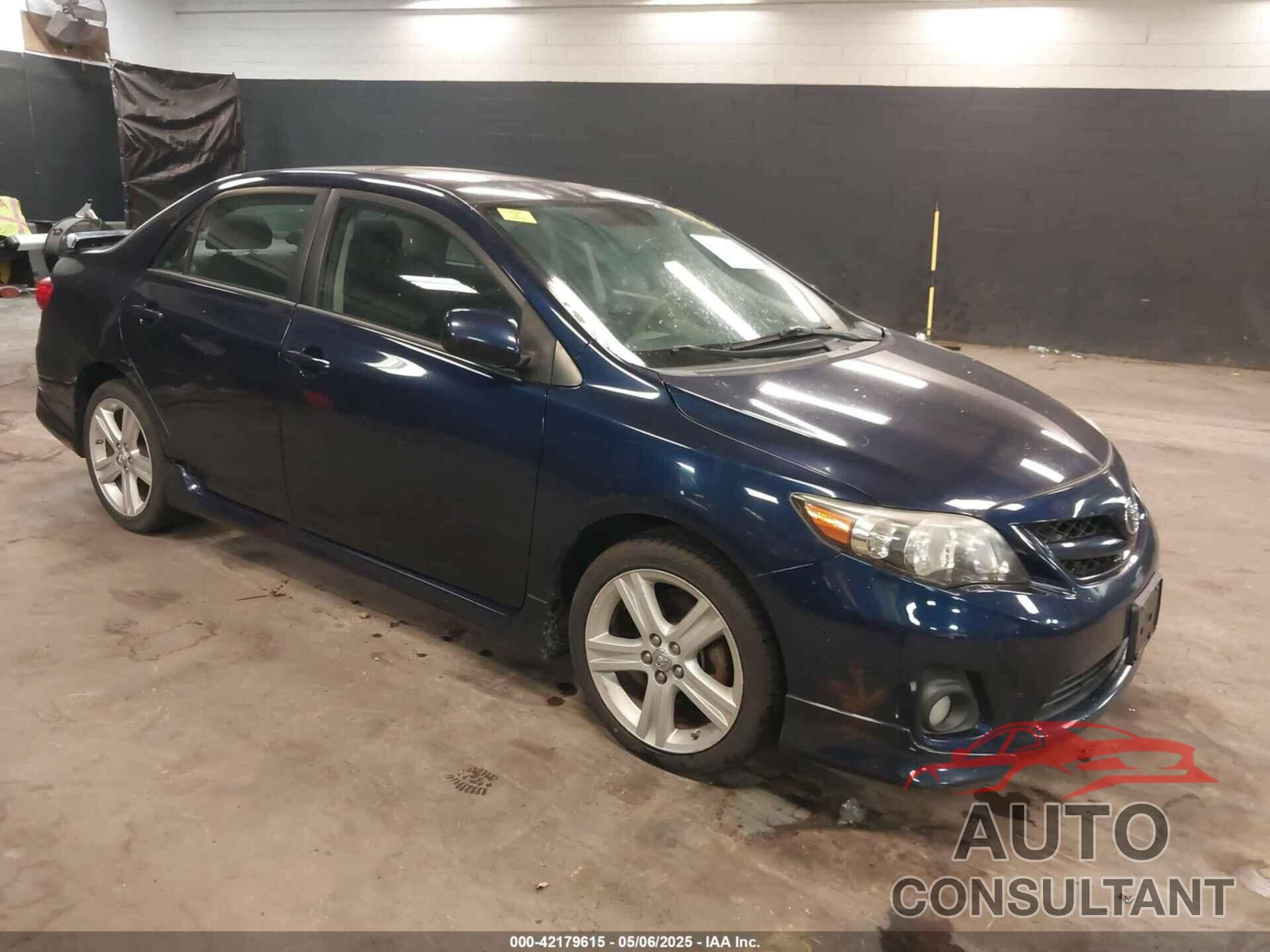 TOYOTA COROLLA 2013 - 2T1BU4EE4DC044555