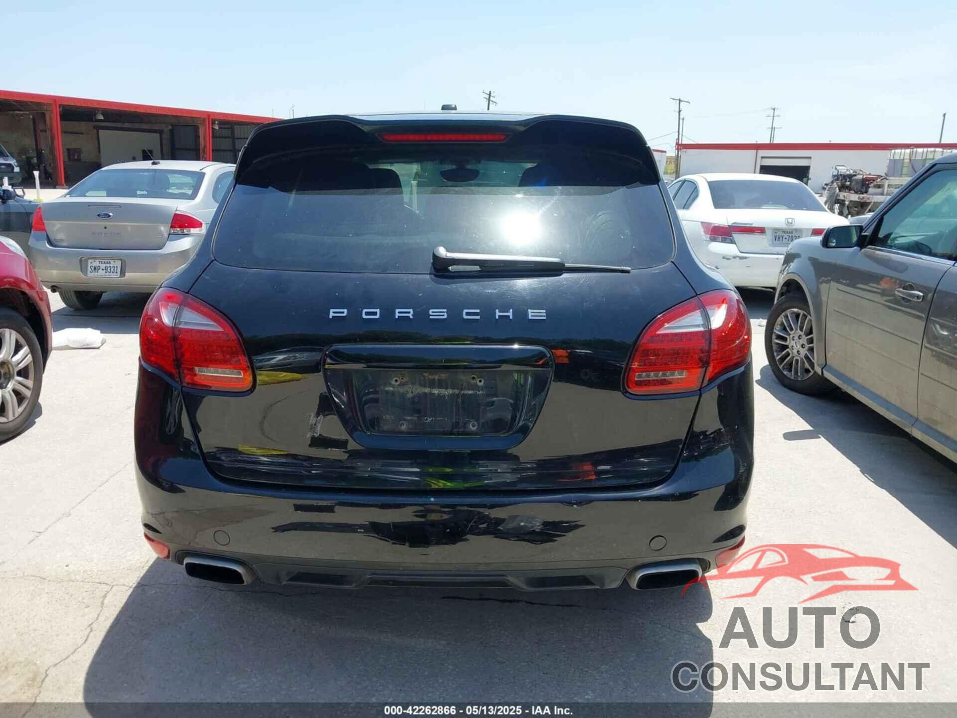 PORSCHE CAYENNE 2012 - WP1AA2A26CLA06173